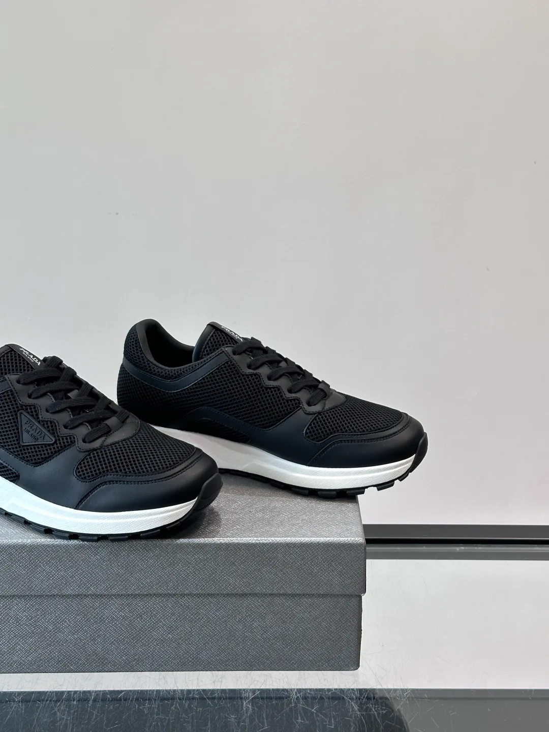 Men's Sneakers PRADA 17349412