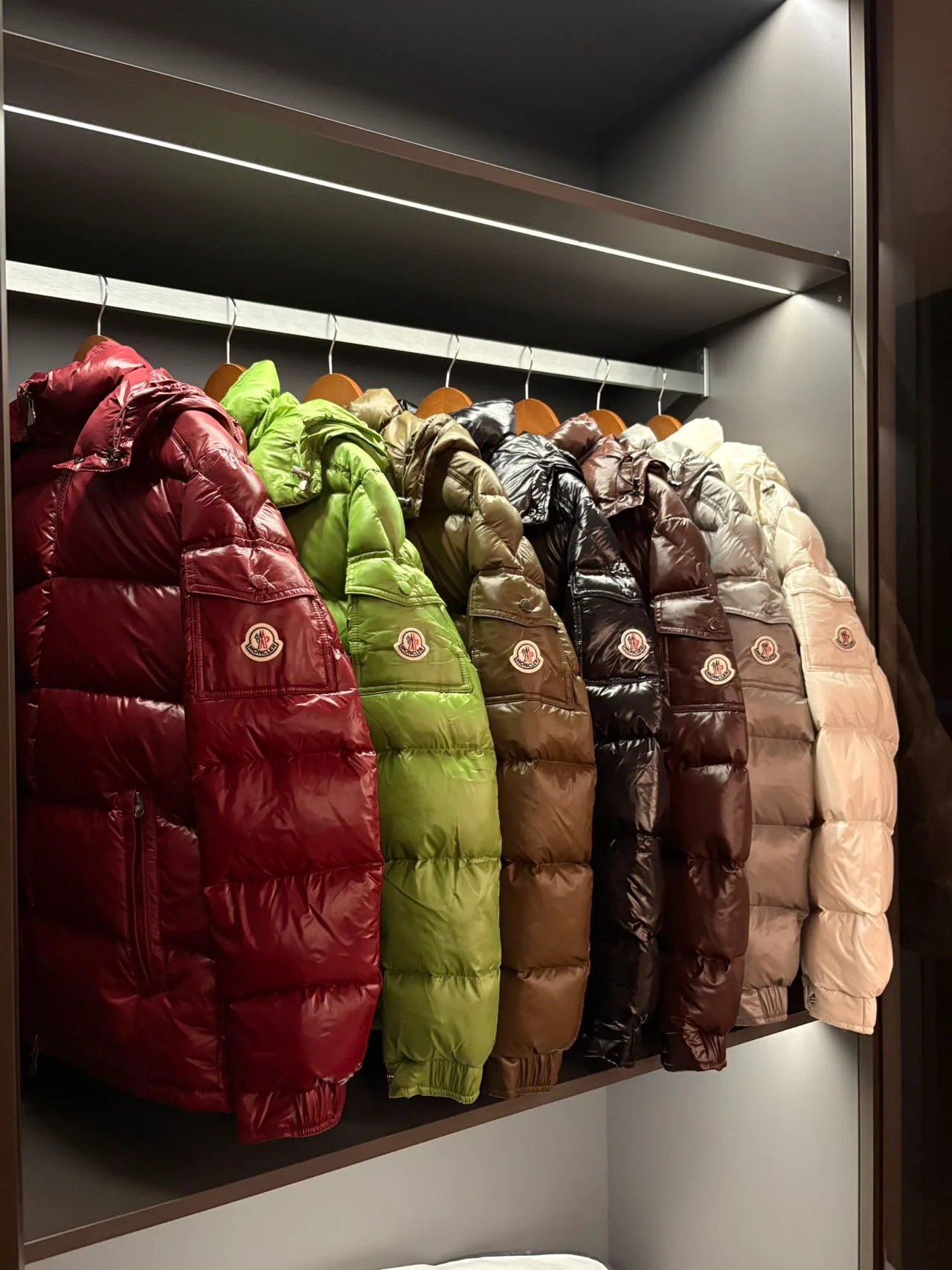 Men's Jackets And Down Jackets MONCLER 18030061