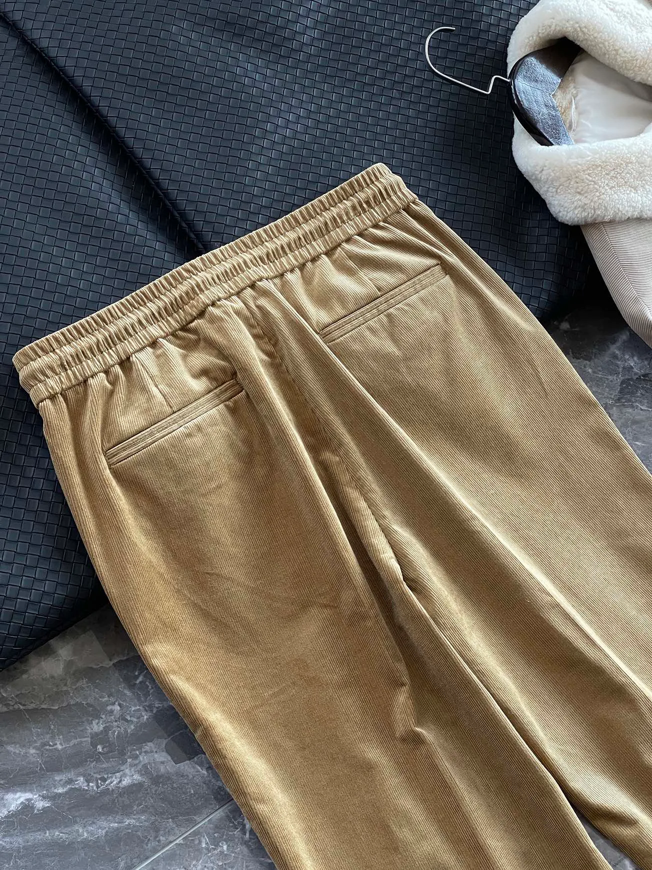 Men's Trousers BRUNELLO CUCINELLI 18161866