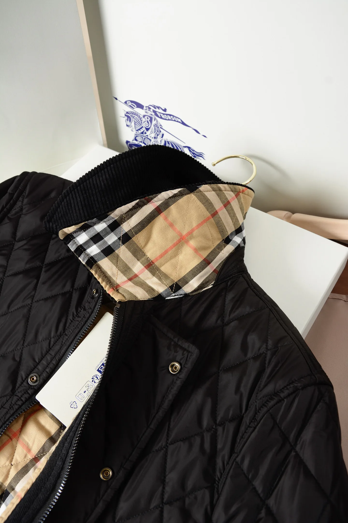 Women's Jackets And Down Jackets BURBERRY 18513004
