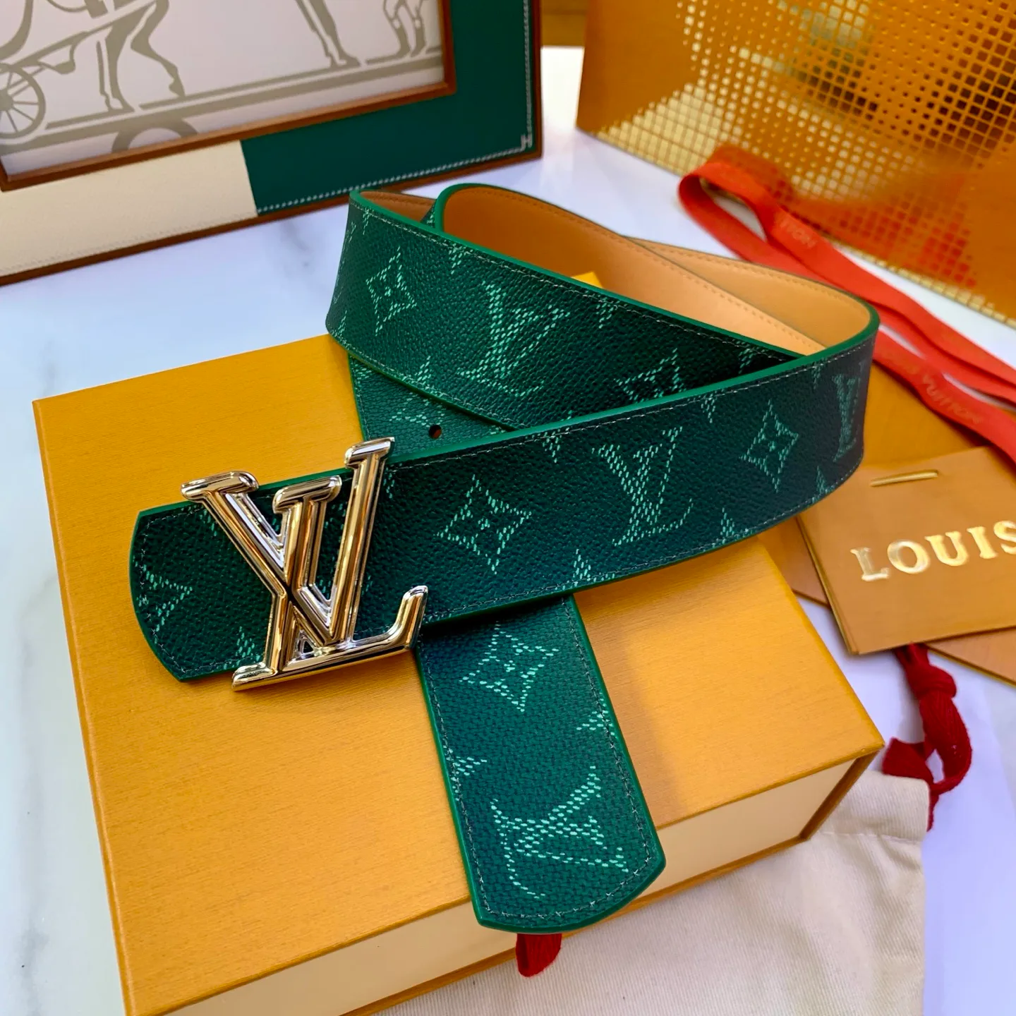 Belts LOUIS VUITTON 17725239