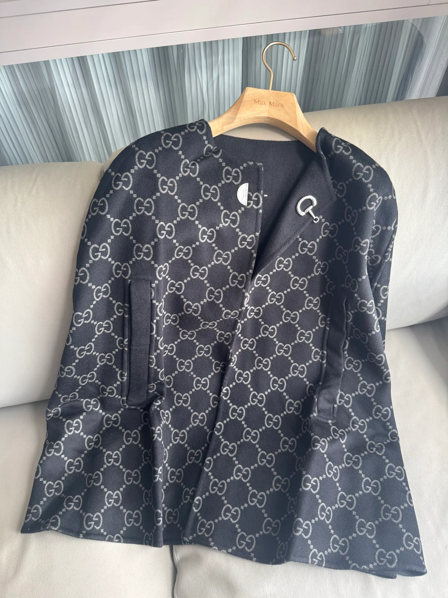 Women's Coats GUCCI 18361603