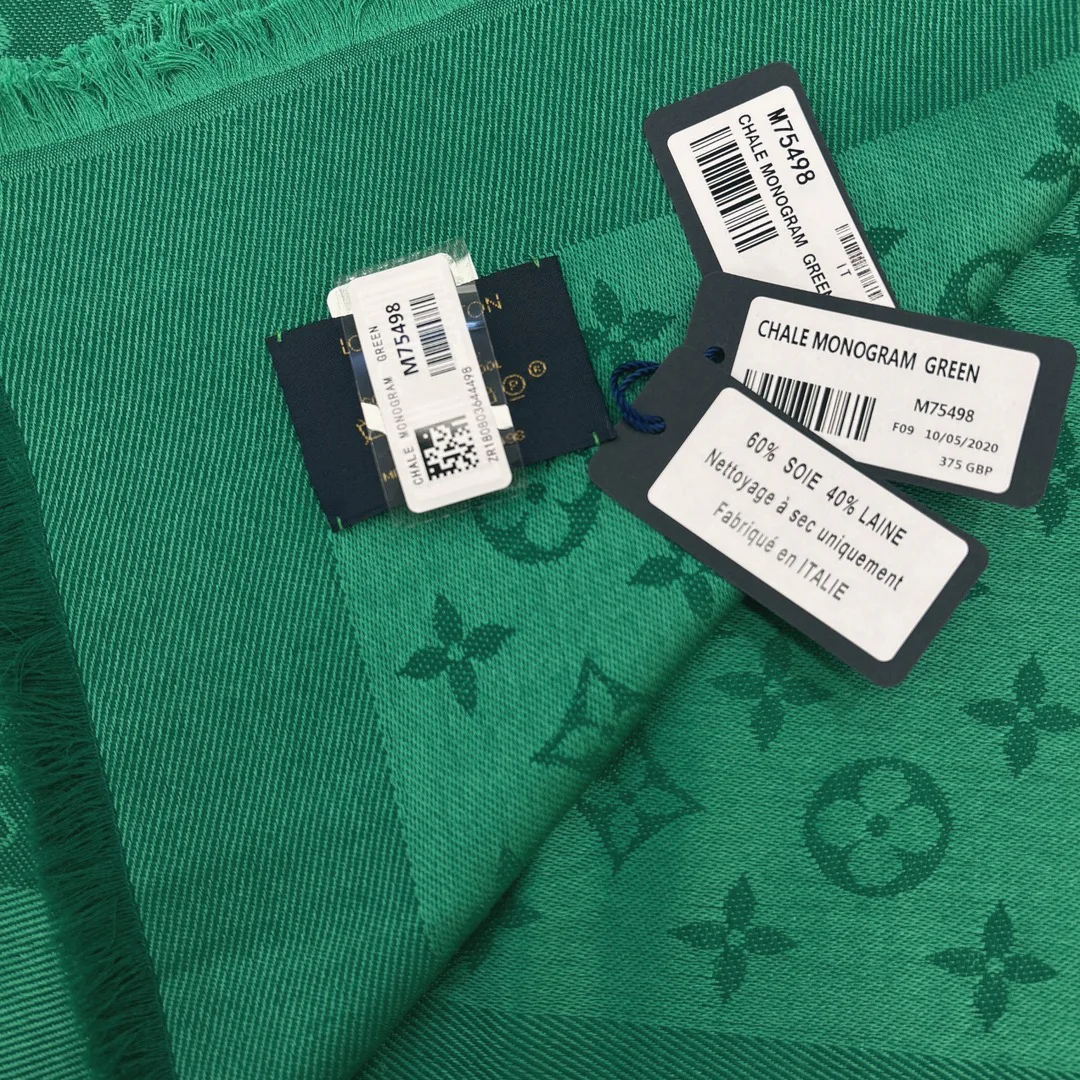 Scarves LOUIS VUITTON 18267597