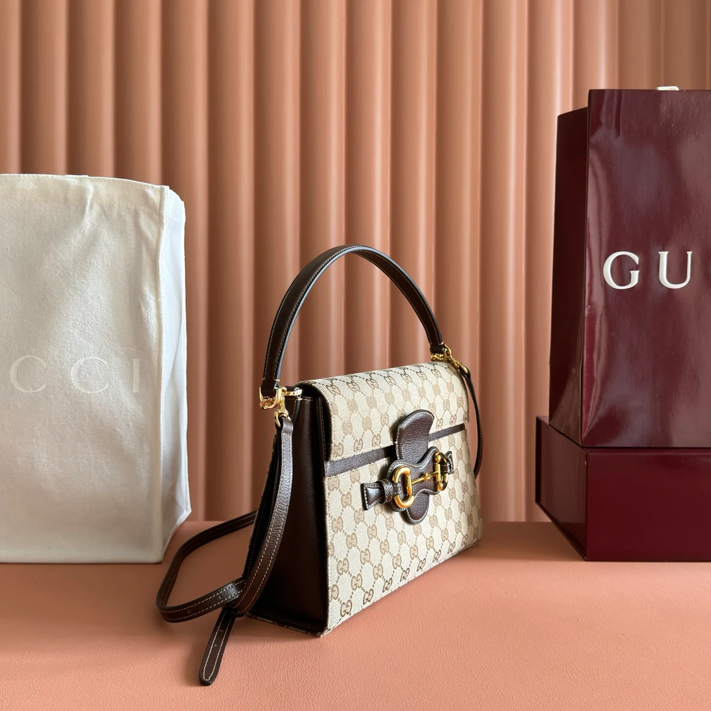 Women's Classic Handbags GUCCI 17802959