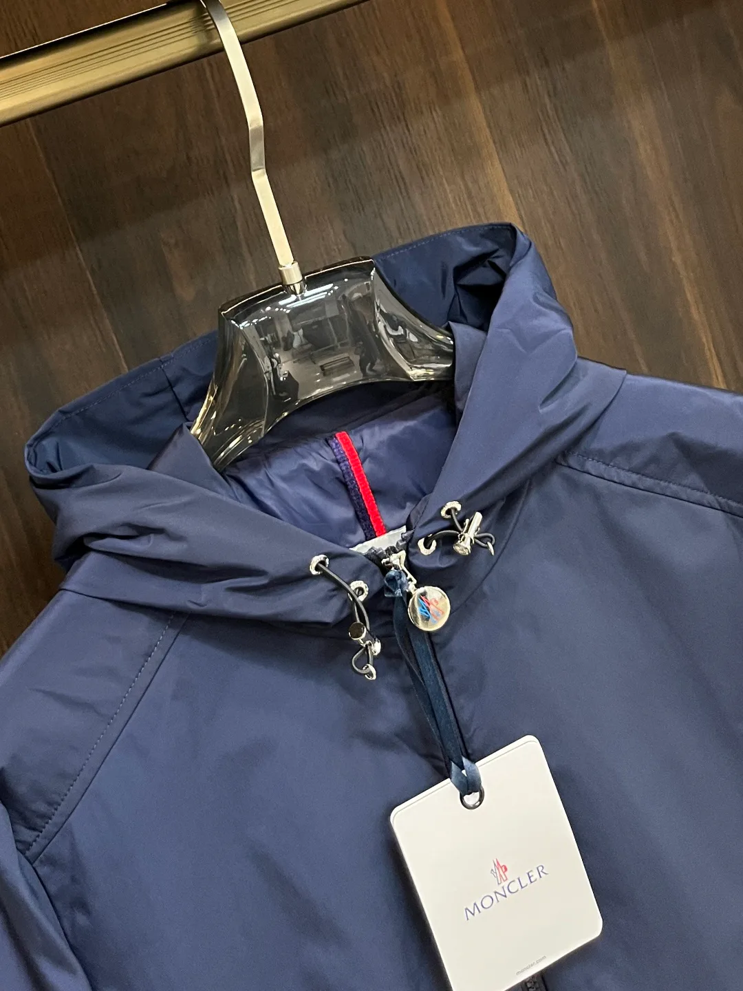 Women's Jackets And Down Jackets MONCLER 18416885