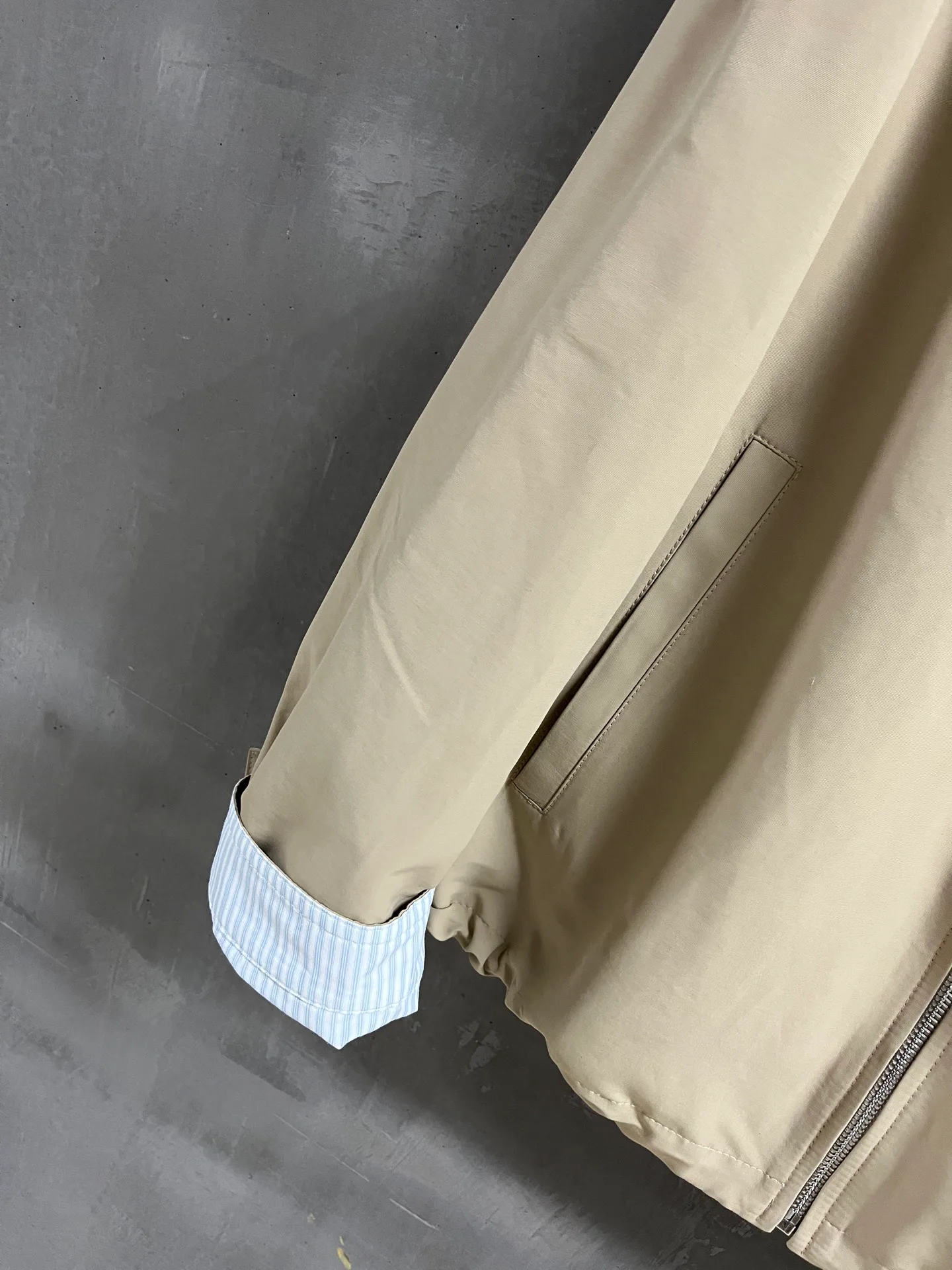 Women's Jackets And Down Jackets LOEWE 18172817