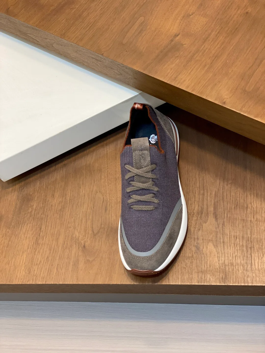 Men's Sneakers LORO PIANA 18100254