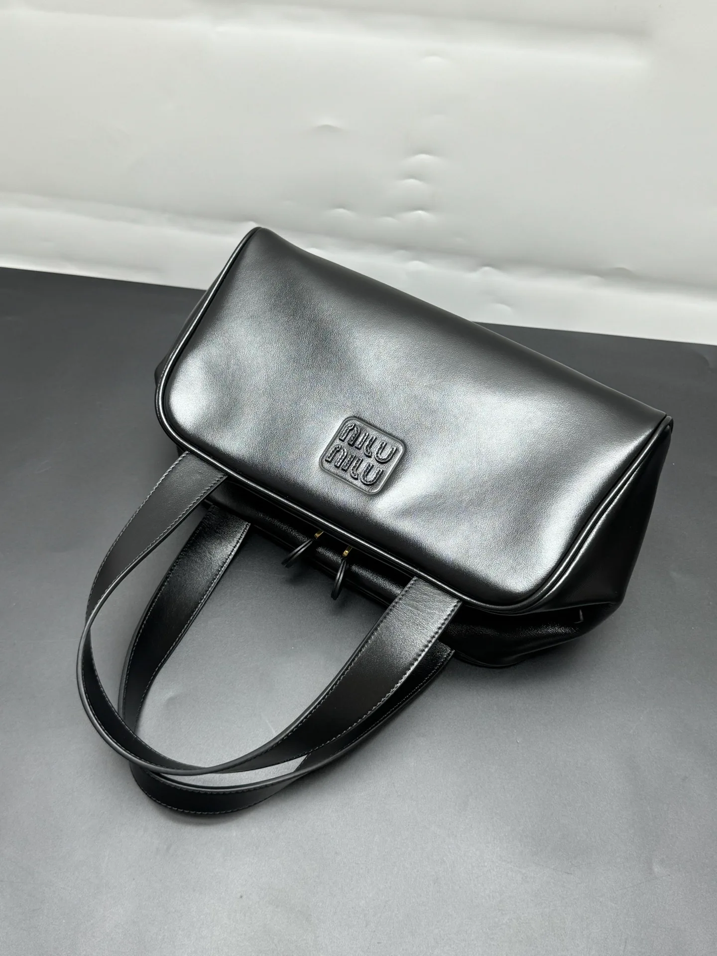 Women's Classic Handbags MIU MIU 17999174