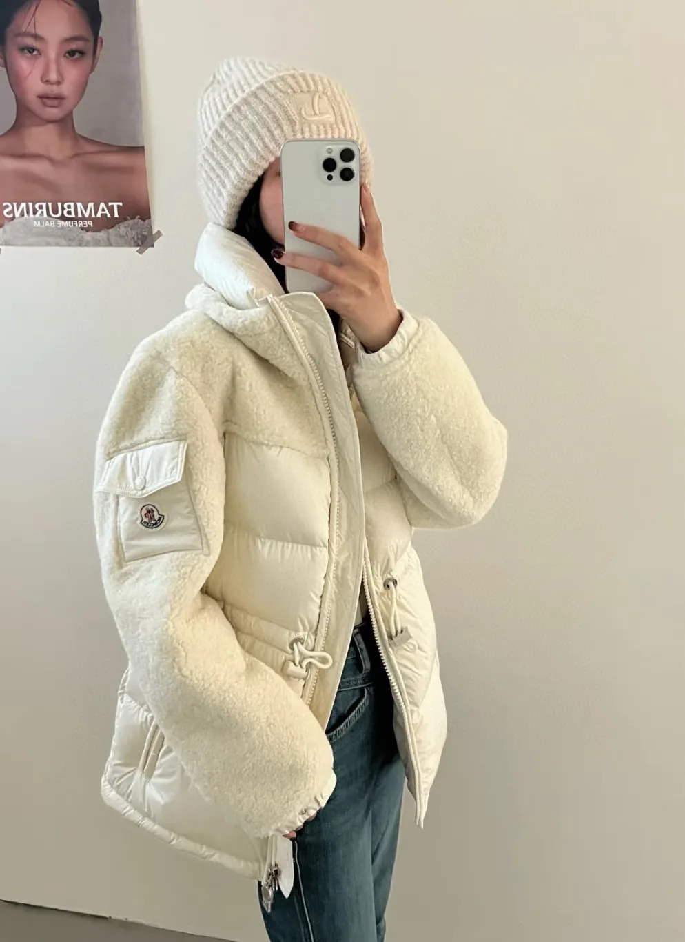 Women's Jackets And Down Jackets MONCLER 18415677