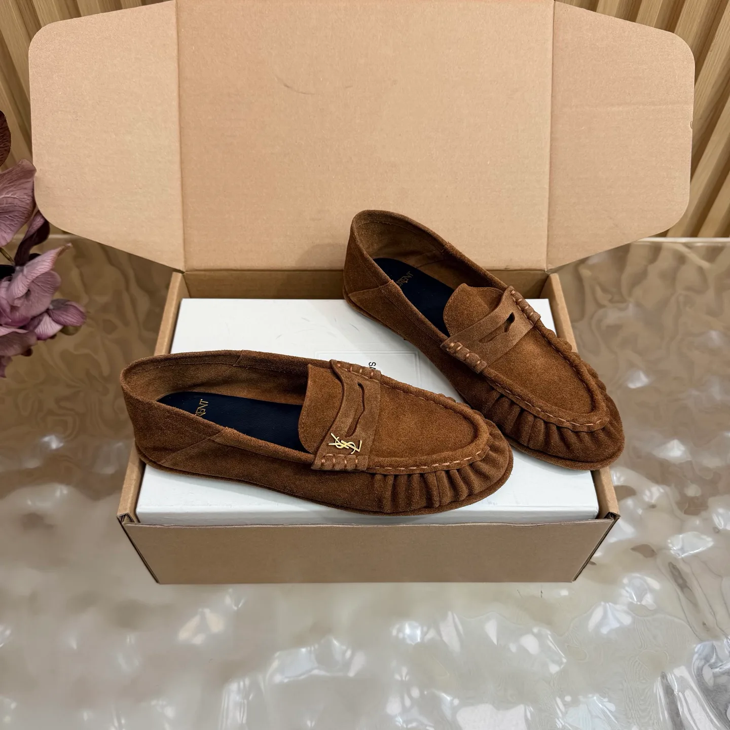 Women's Loafers And Moccasins SAINT LAURENT 17926442