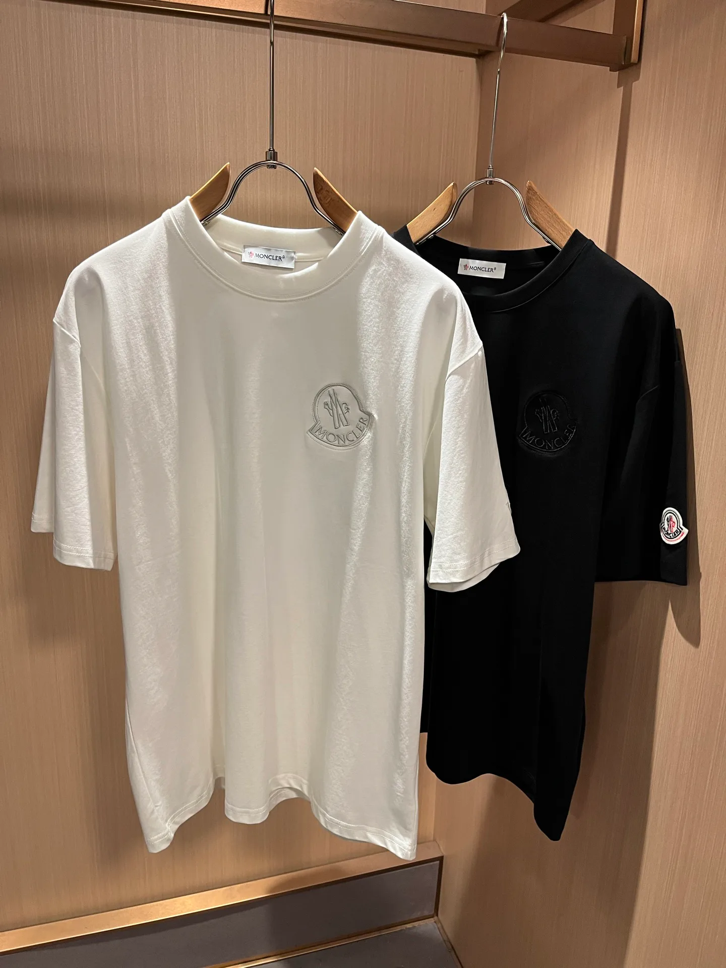 Men's T-Shirts MONCLER 18495787