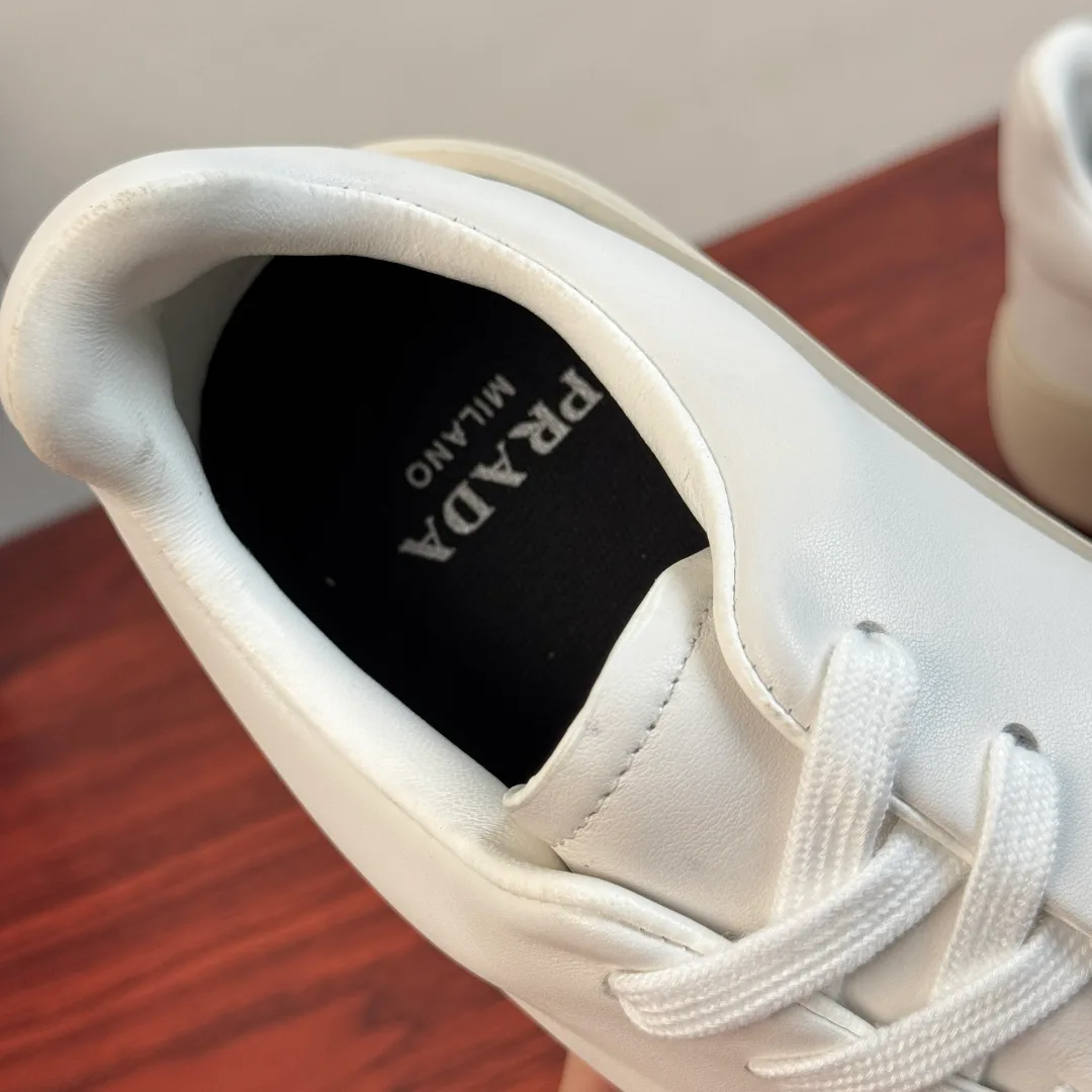 Men's Sneakers PRADA 16935025