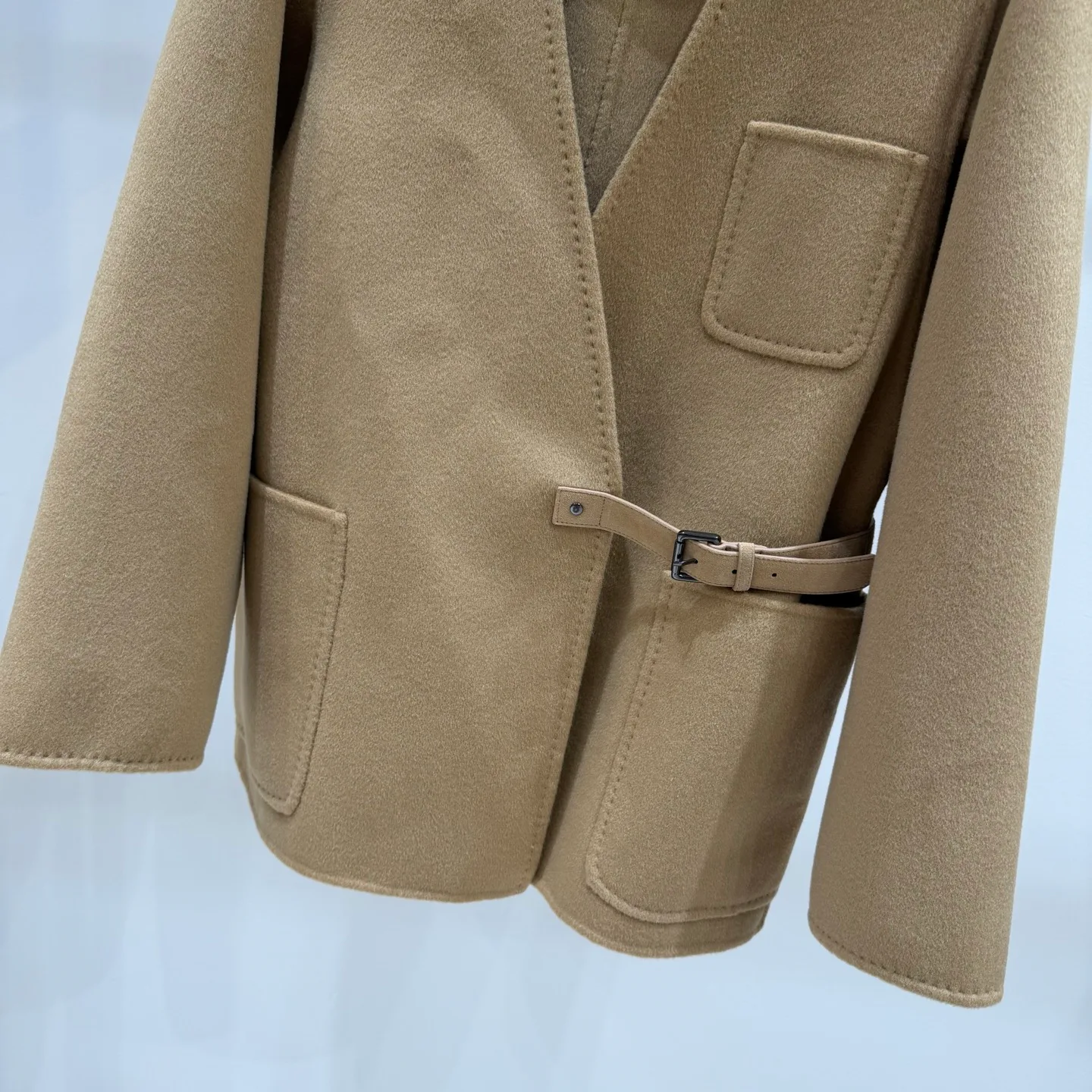 Women's Coats MAX MARA 17867386