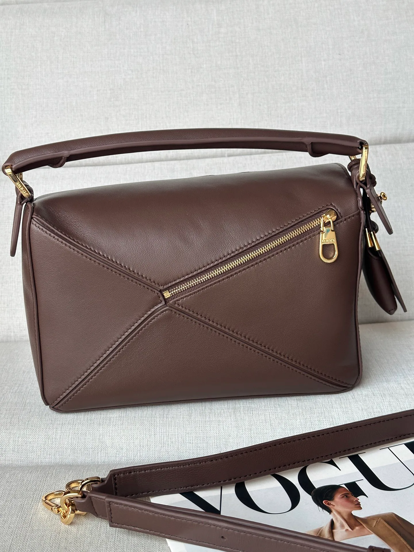 Women's Classic Handbags LOEWE 18434823