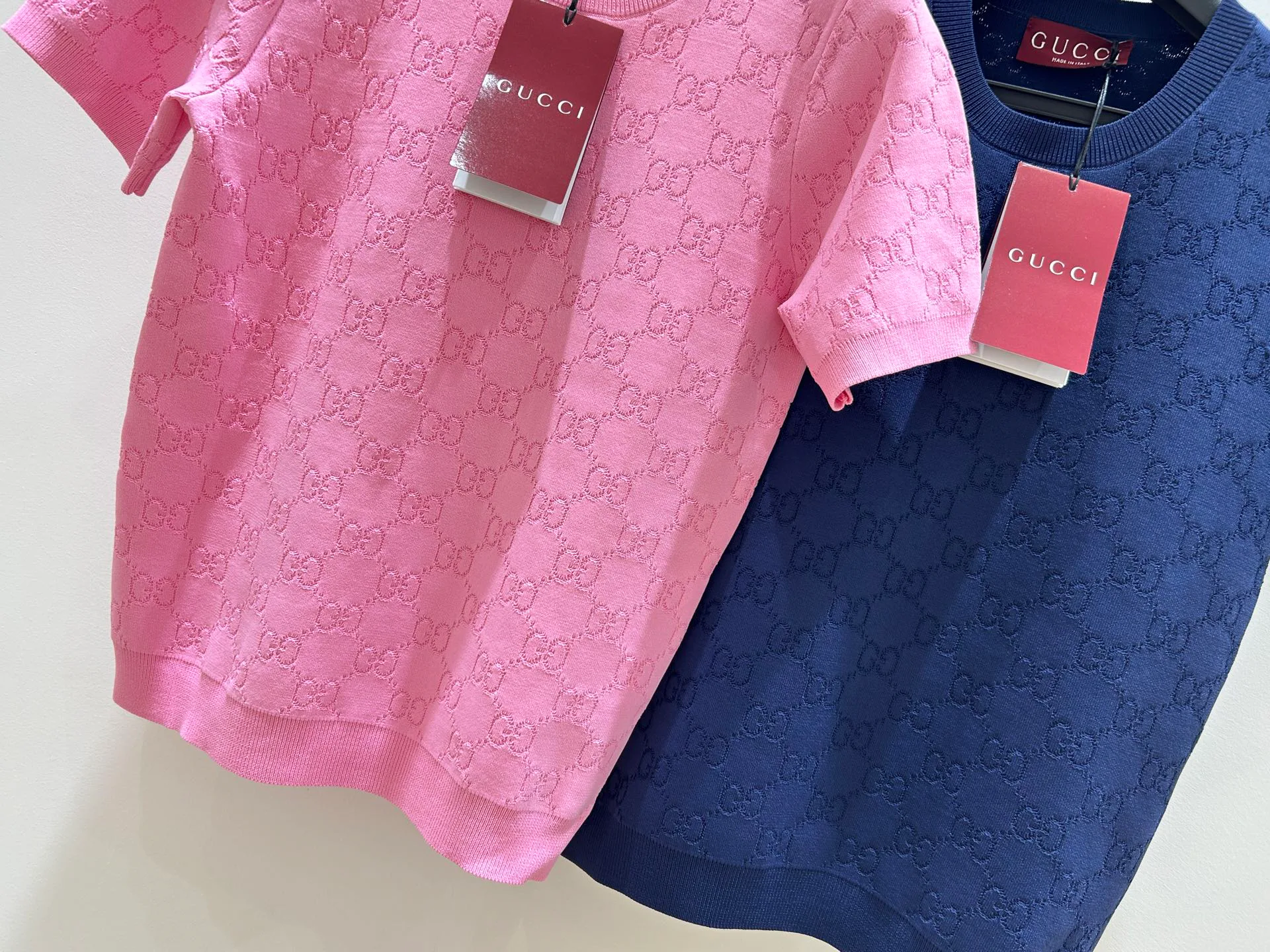 Women's T-Shirts GUCCI 18097301