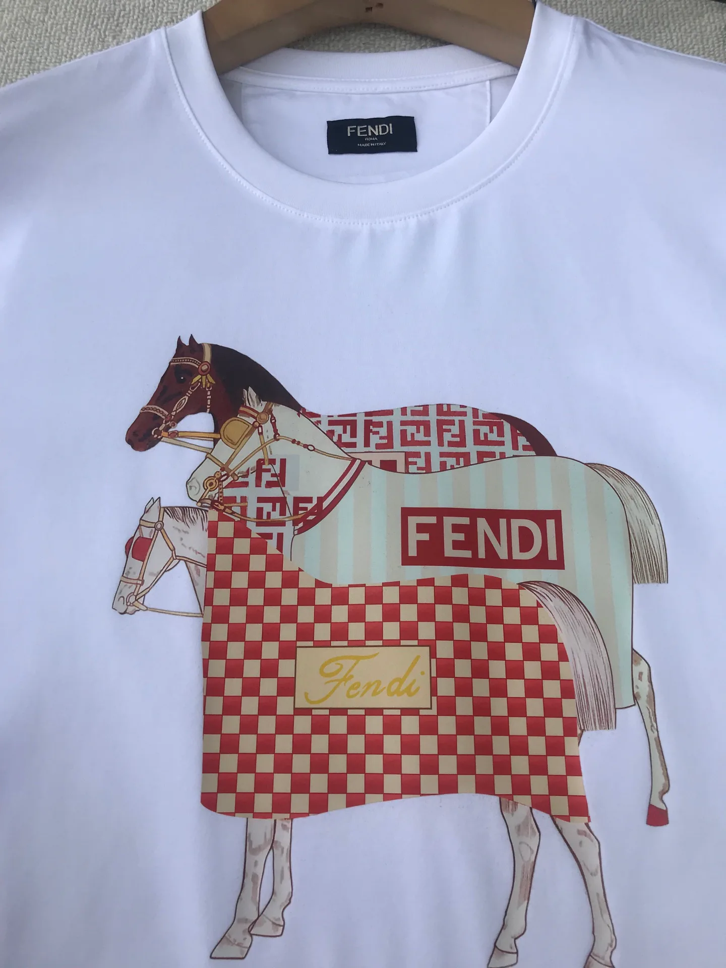 Men's T-Shirts FENDI 17400208