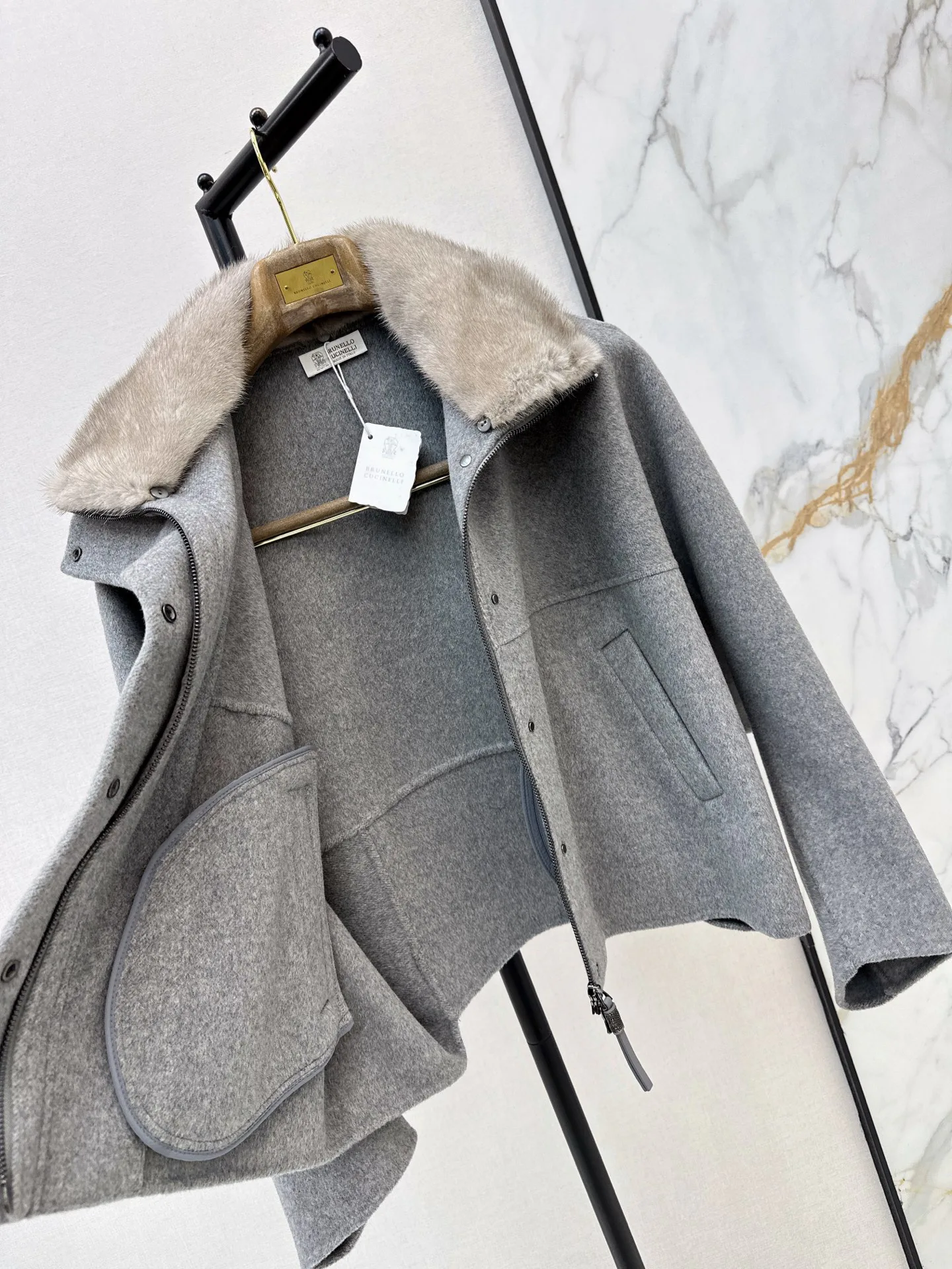 Куртки И Пуховики Женские Brunello Cucinelli 18652100