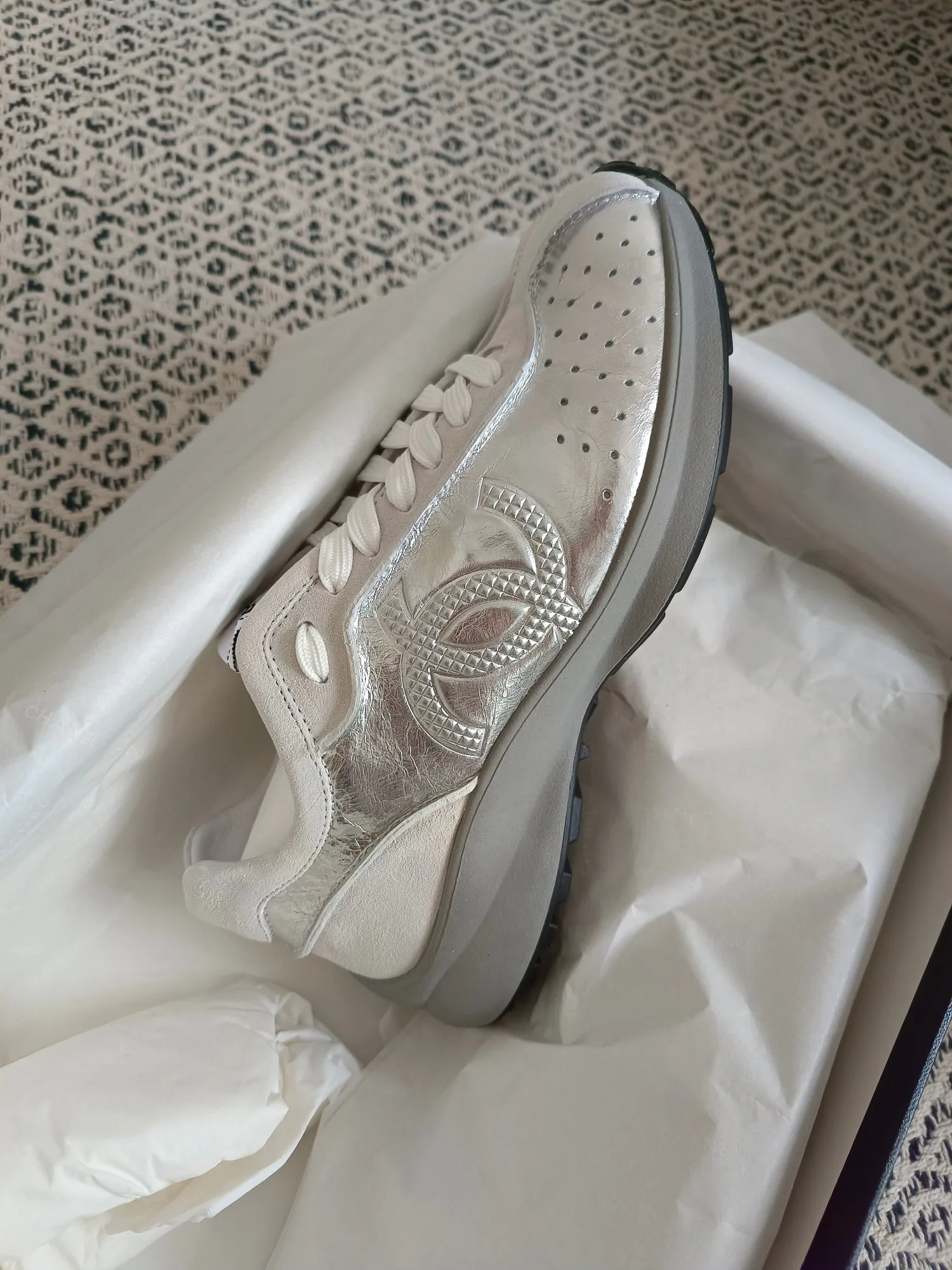 Women's Sneakers CHANEL 18475380