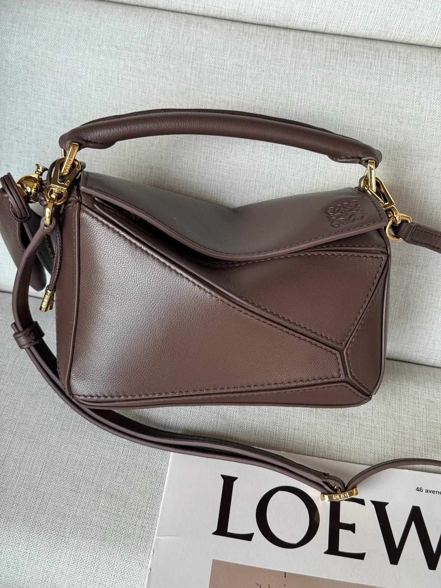 Women's Classic Handbags LOEWE 16839129