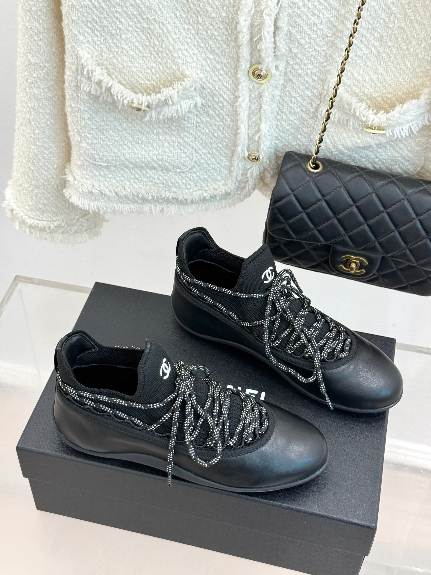 Women's Sneakers CHANEL 16891578