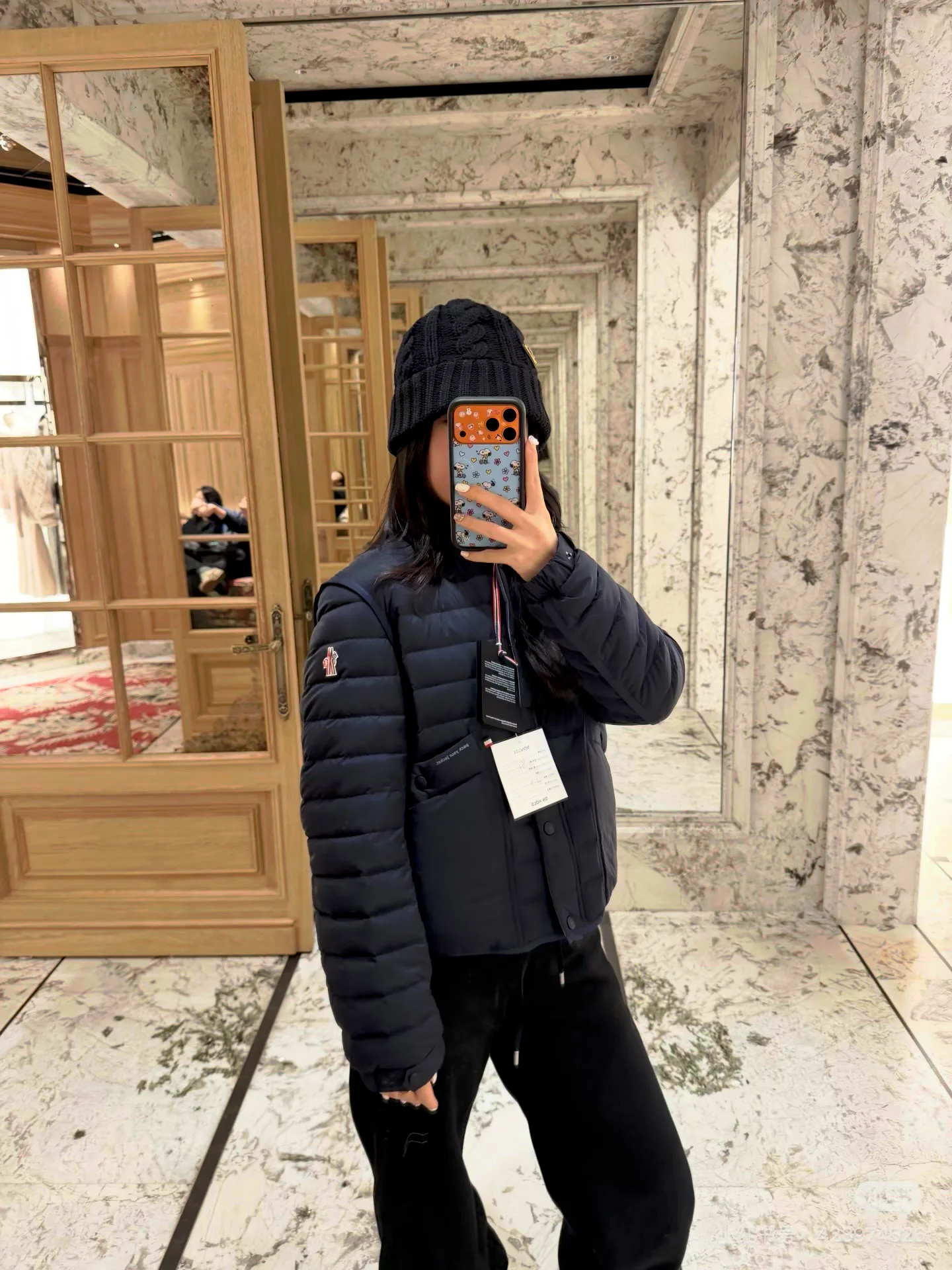 Women's Jackets And Down Jackets MONCLER 18108508