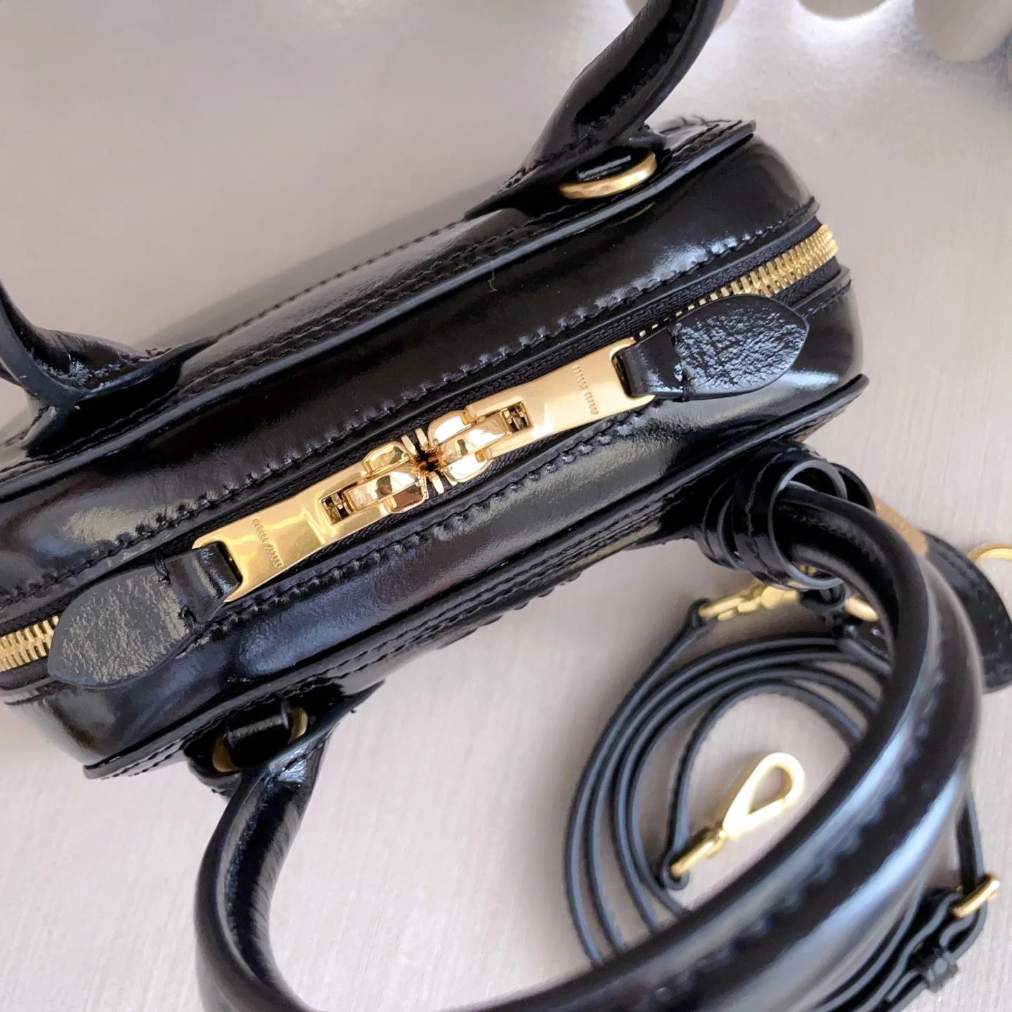 Women's Classic Handbags MIU MIU 18401339