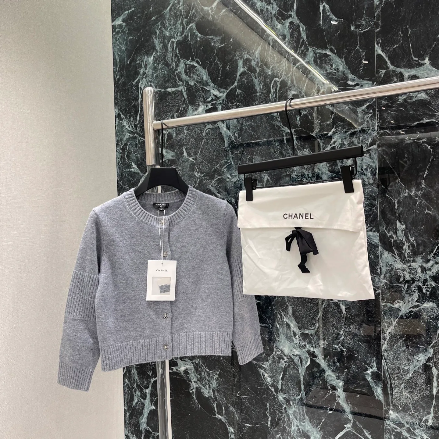Women's Jumpers And Sweaters CHANEL 18531238