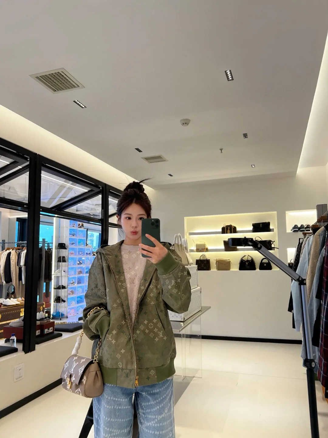 Men's Jackets And Down Jackets LOUIS VUITTON 17699435