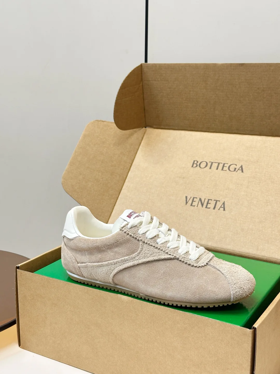 Women's Sneakers BOTTEGA VENETA 18154780