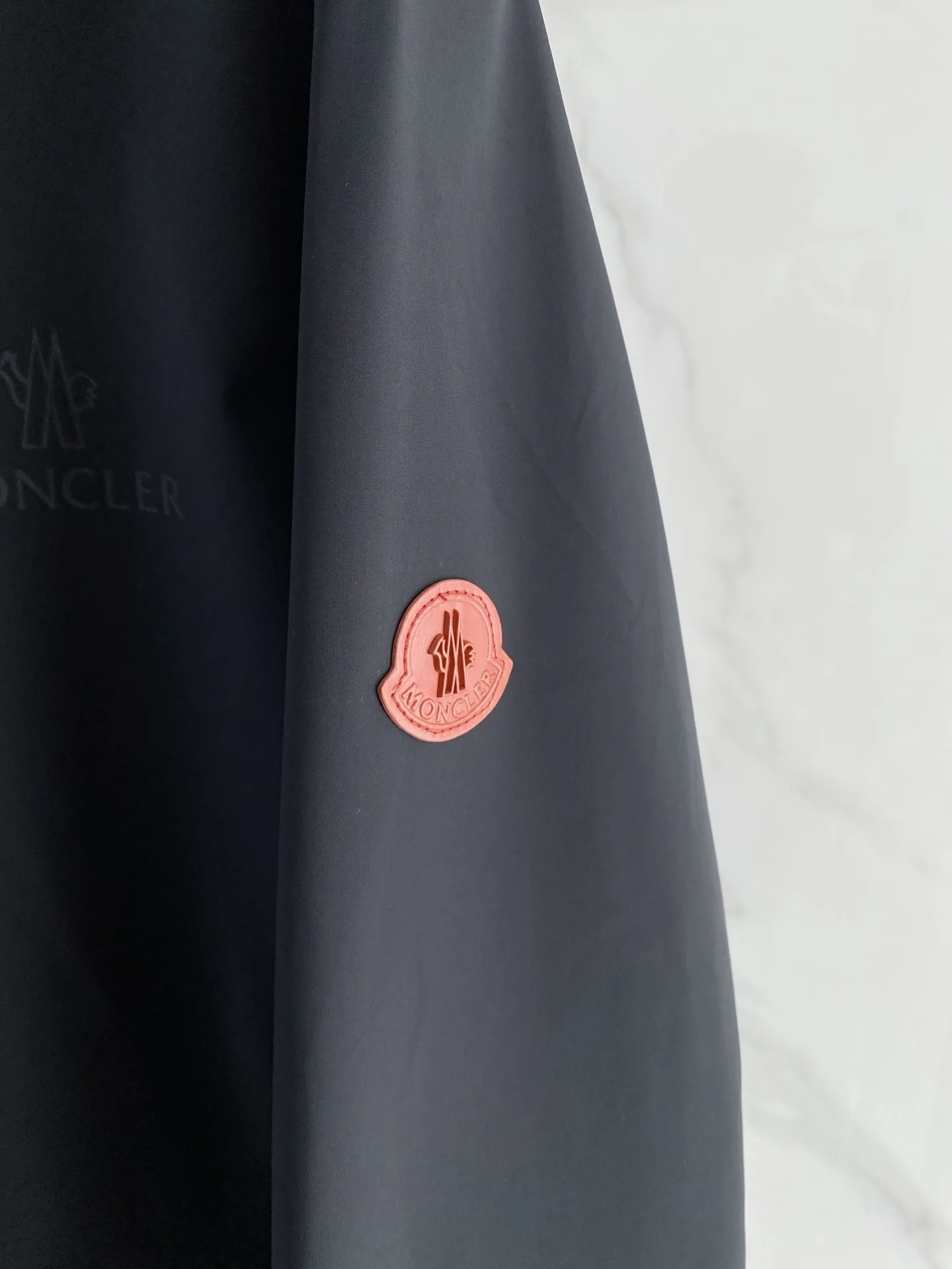 Куртки И Пуховики Мужские Moncler 18596200