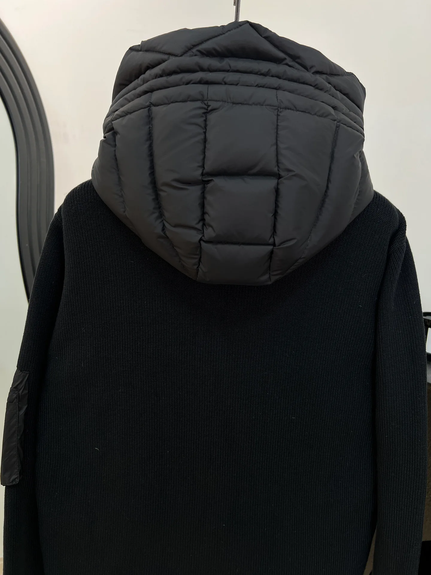 Men's Jackets And Down Jackets MONCLER 18171048
