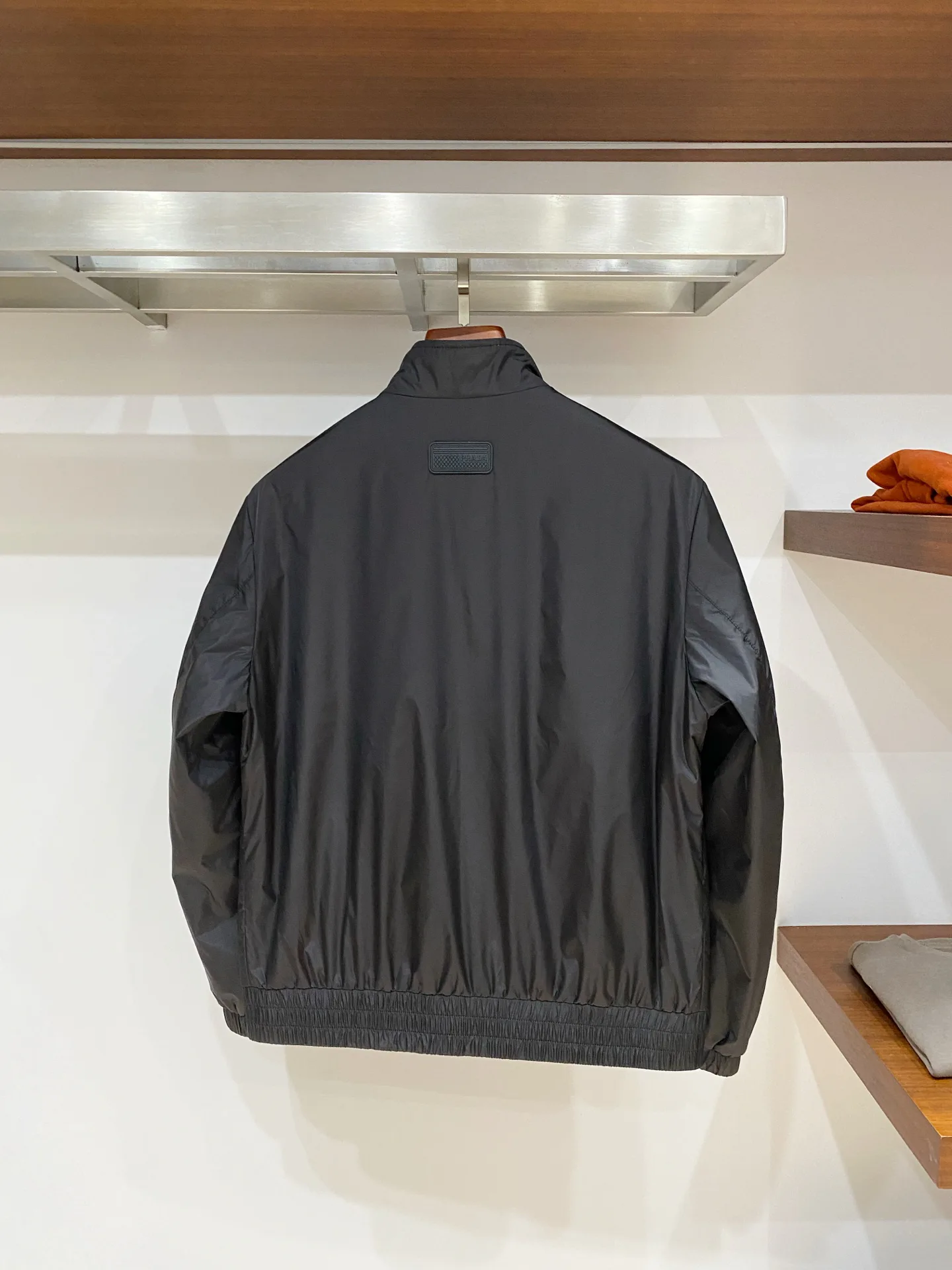 Куртки И Пуховики Мужские Prada 18609322