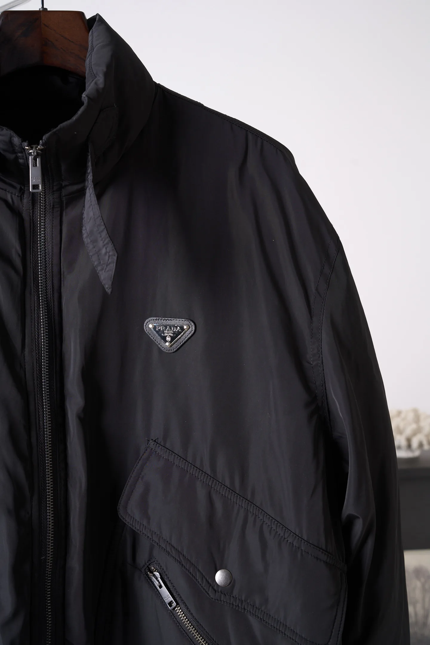 Men's Jackets And Down Jackets PRADA 18179051
