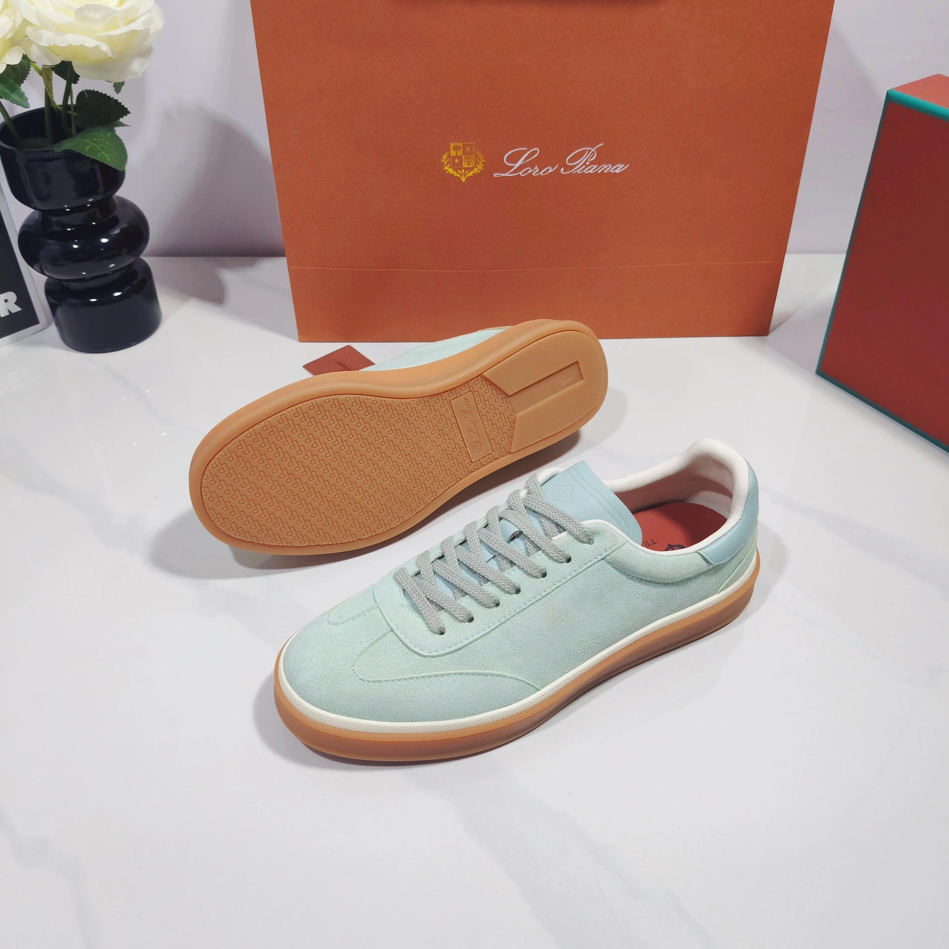 Women's Sneakers LORO PIANA 17961971