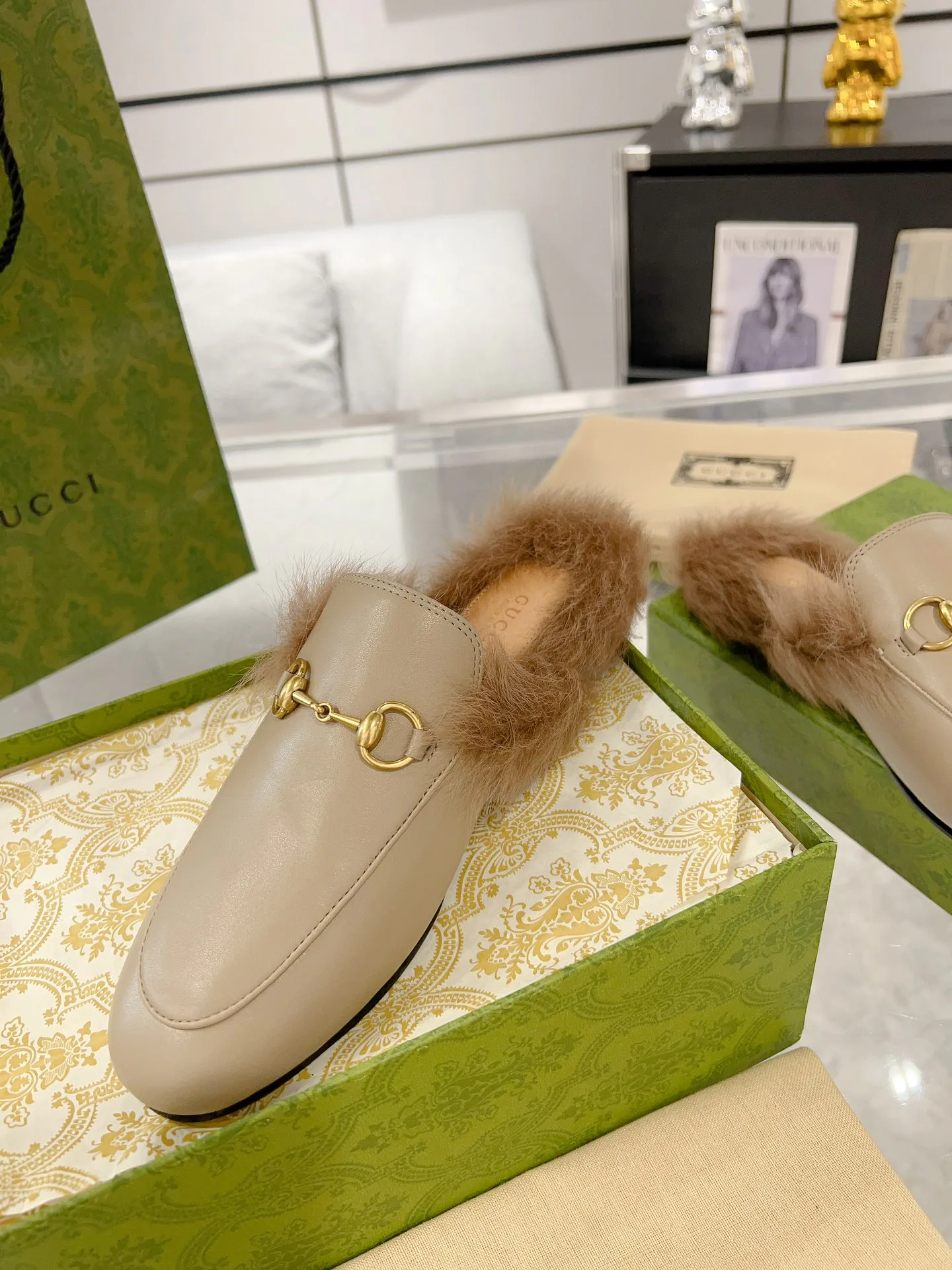 Women's Loafers And Moccasins GUCCI 18414243