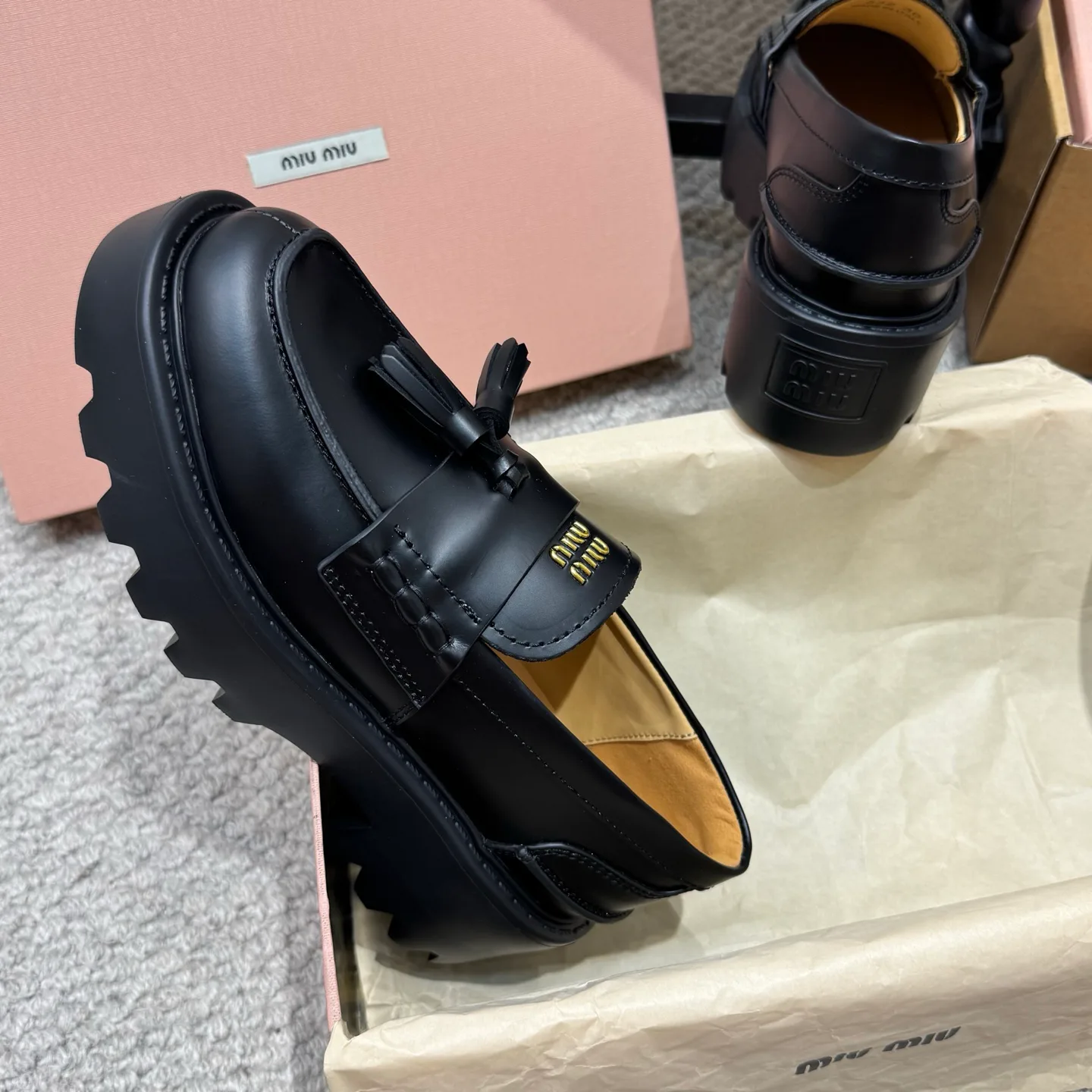 Women's Loafers And Moccasins MIU MIU 18337063
