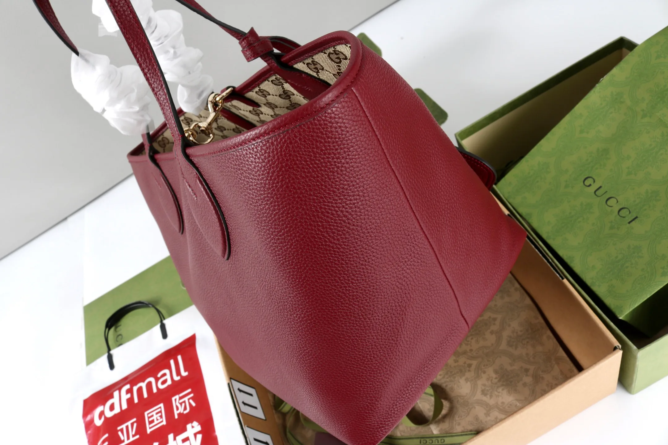 Women's Classic Handbags GUCCI 18404558