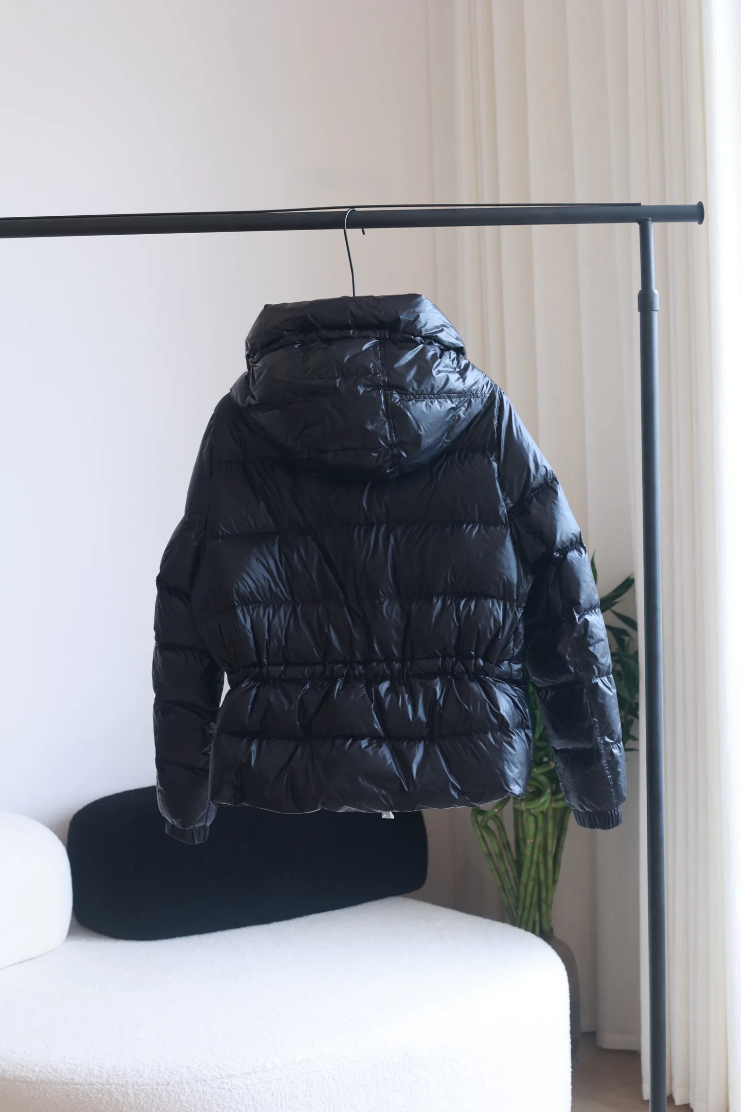 Women's Jackets And Down Jackets MONCLER 18184489
