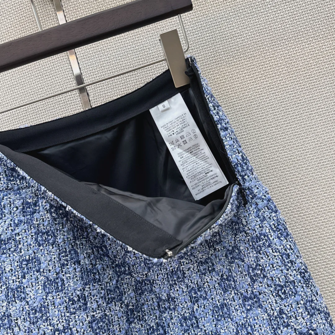 Women's Skirts GUCCI 16859163