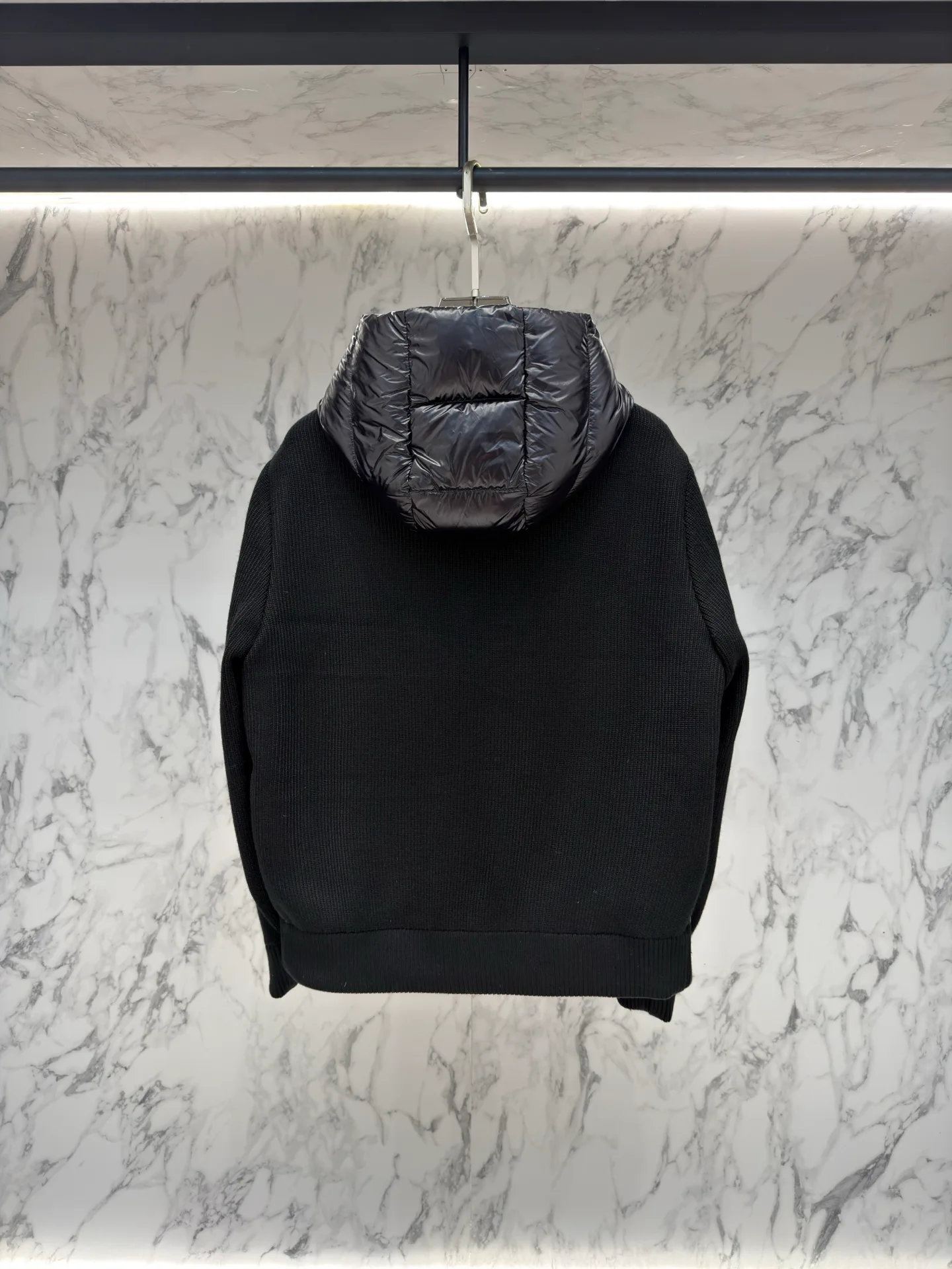 Куртки И Пуховики Мужские Moncler 18681294