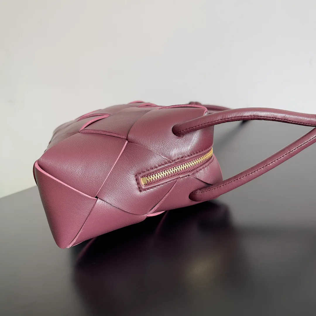 Women's Classic Handbags BOTTEGA VENETA 17434816