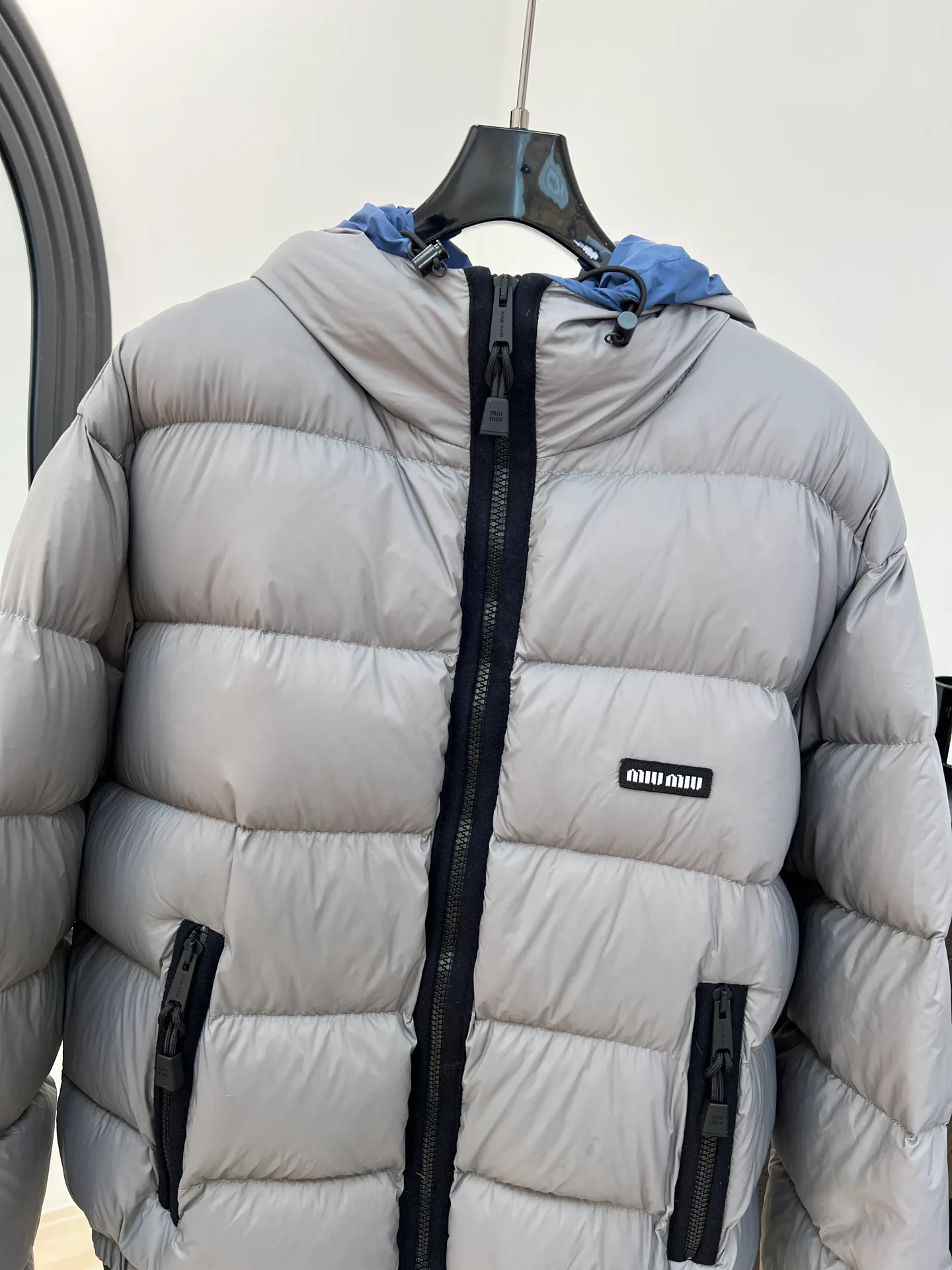 Women's Jackets And Down Jackets MIU MIU 18149759