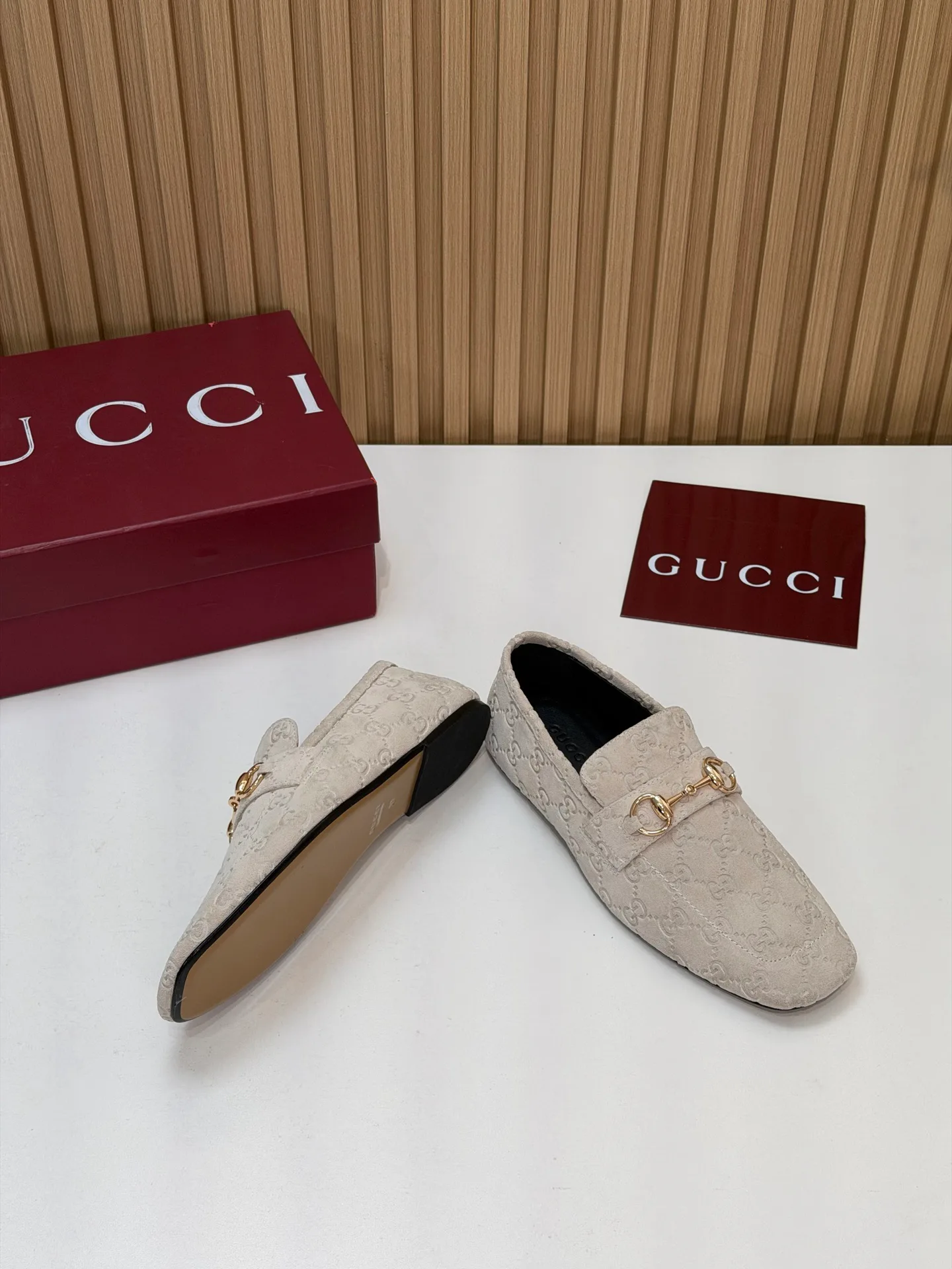 Women's Loafers And Moccasins GUCCI 18083808