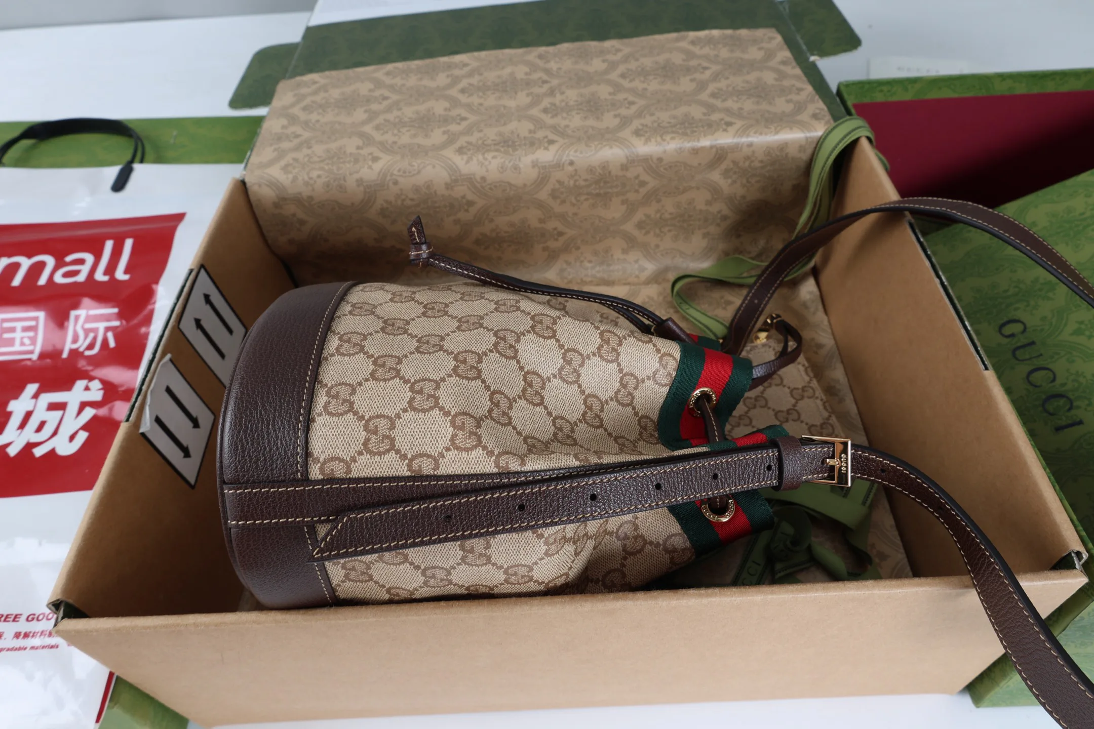 Women's Classic Handbags GUCCI 18065218