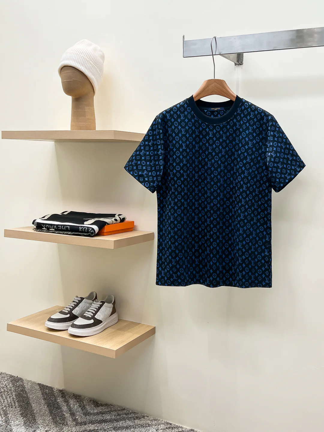 Men's T-Shirts LOUIS VUITTON 18499487