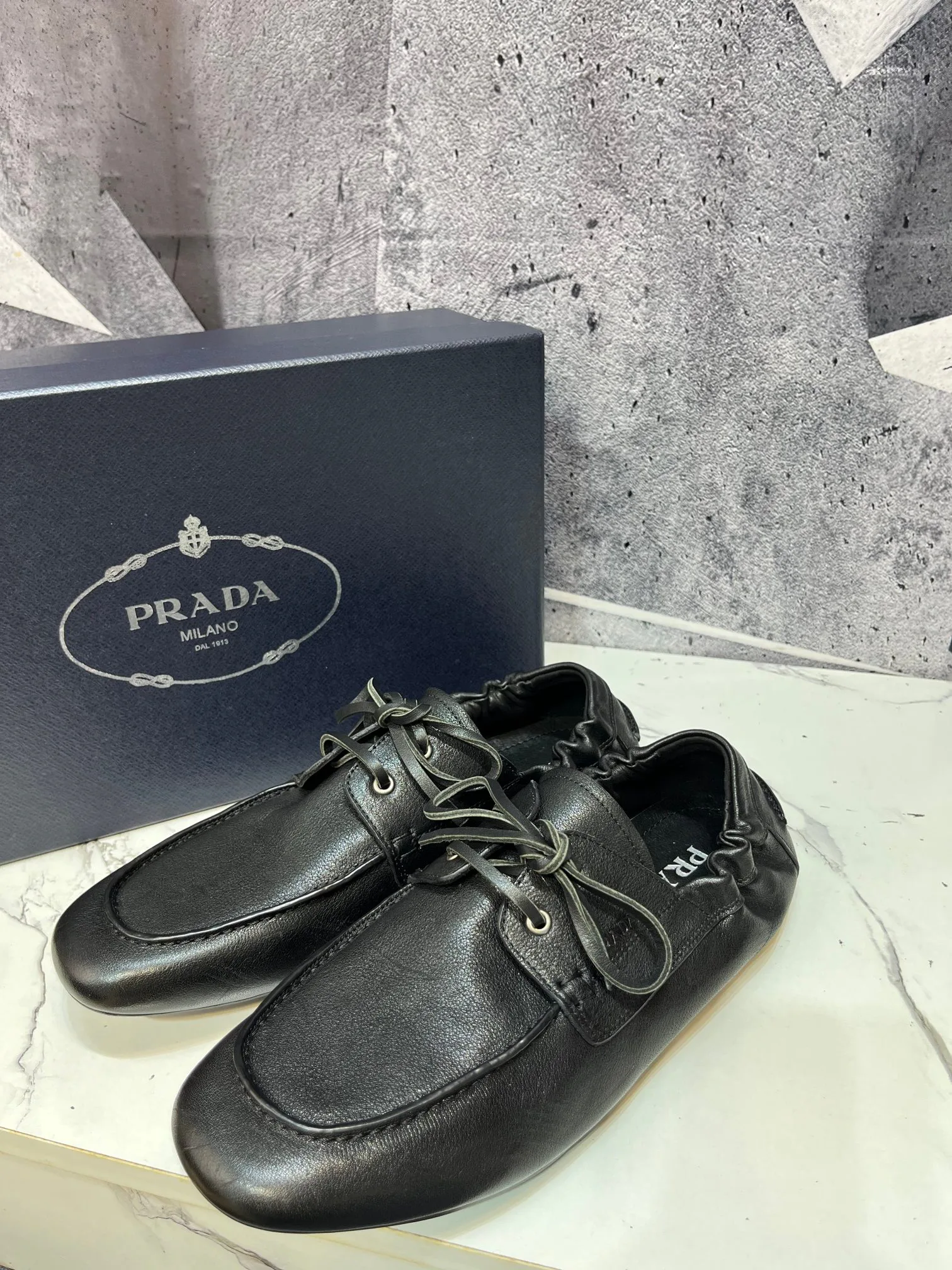 Men's Loafers And Dress Shoes PRADA 19570735