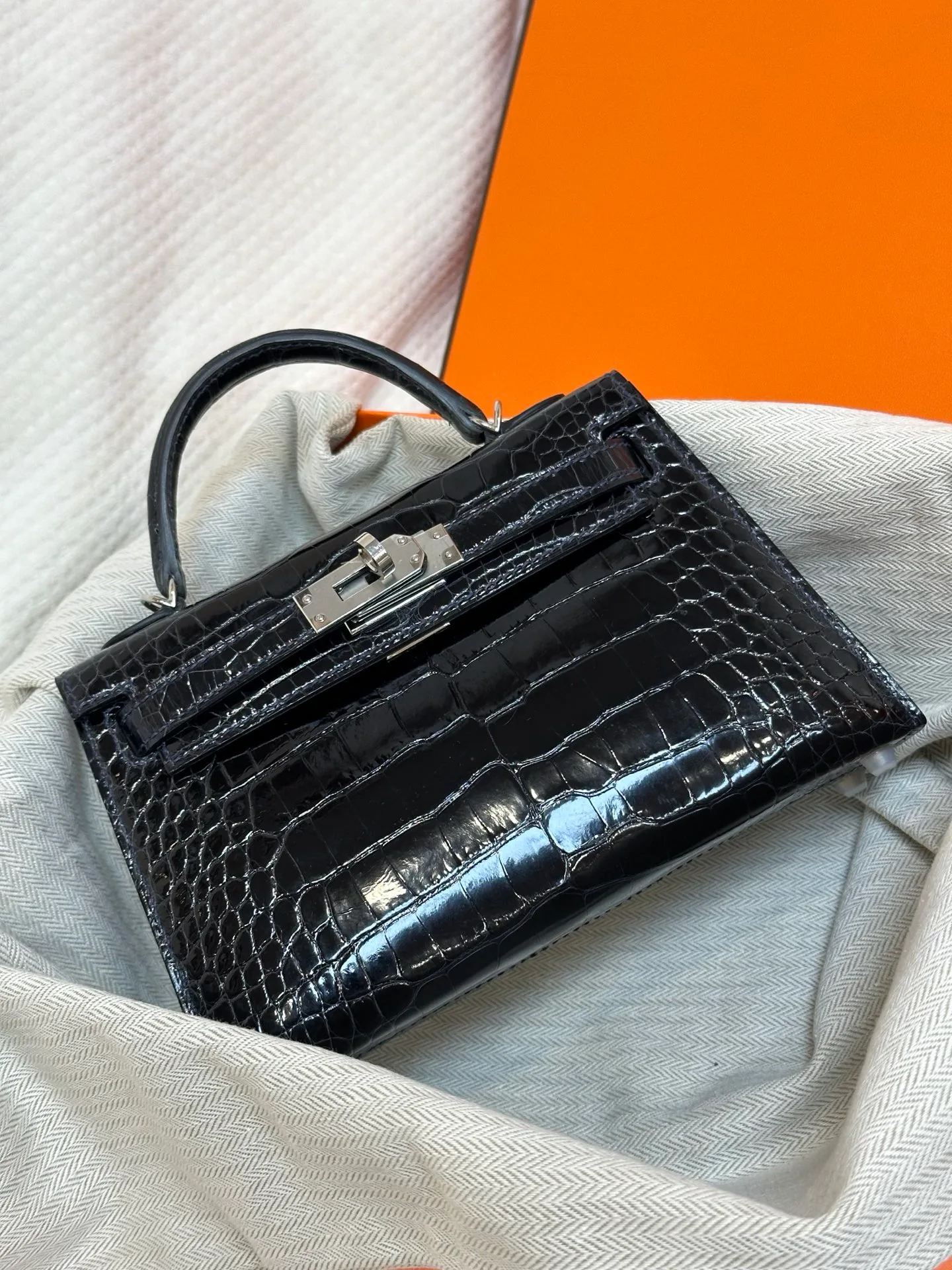 Women's Classic Handbags HERMES 18362072