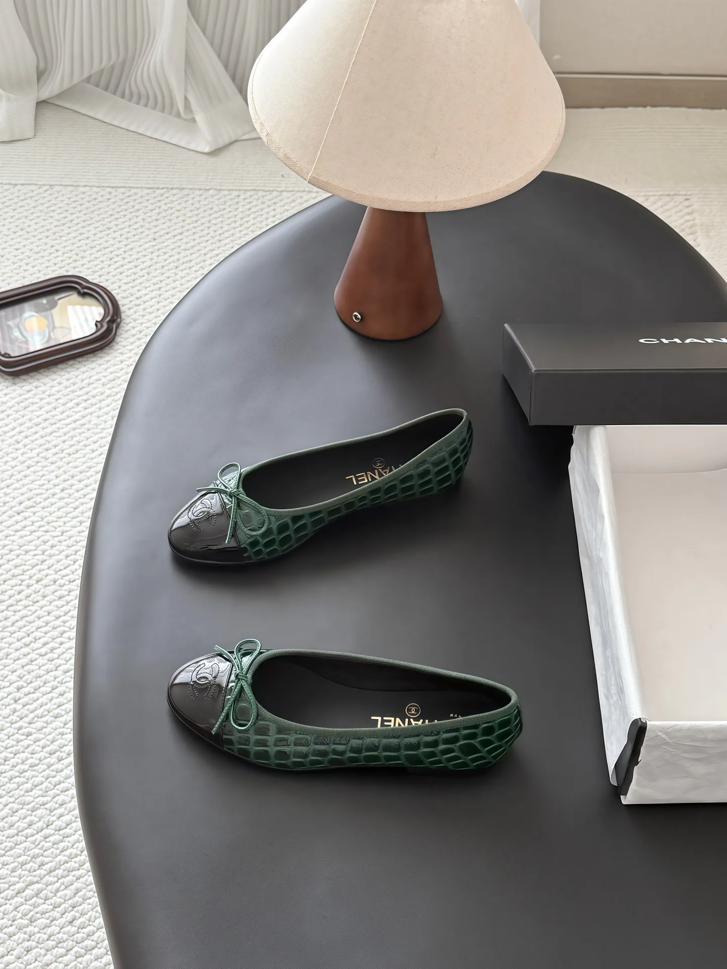 Women's Ballet Flats CHANEL 18083675