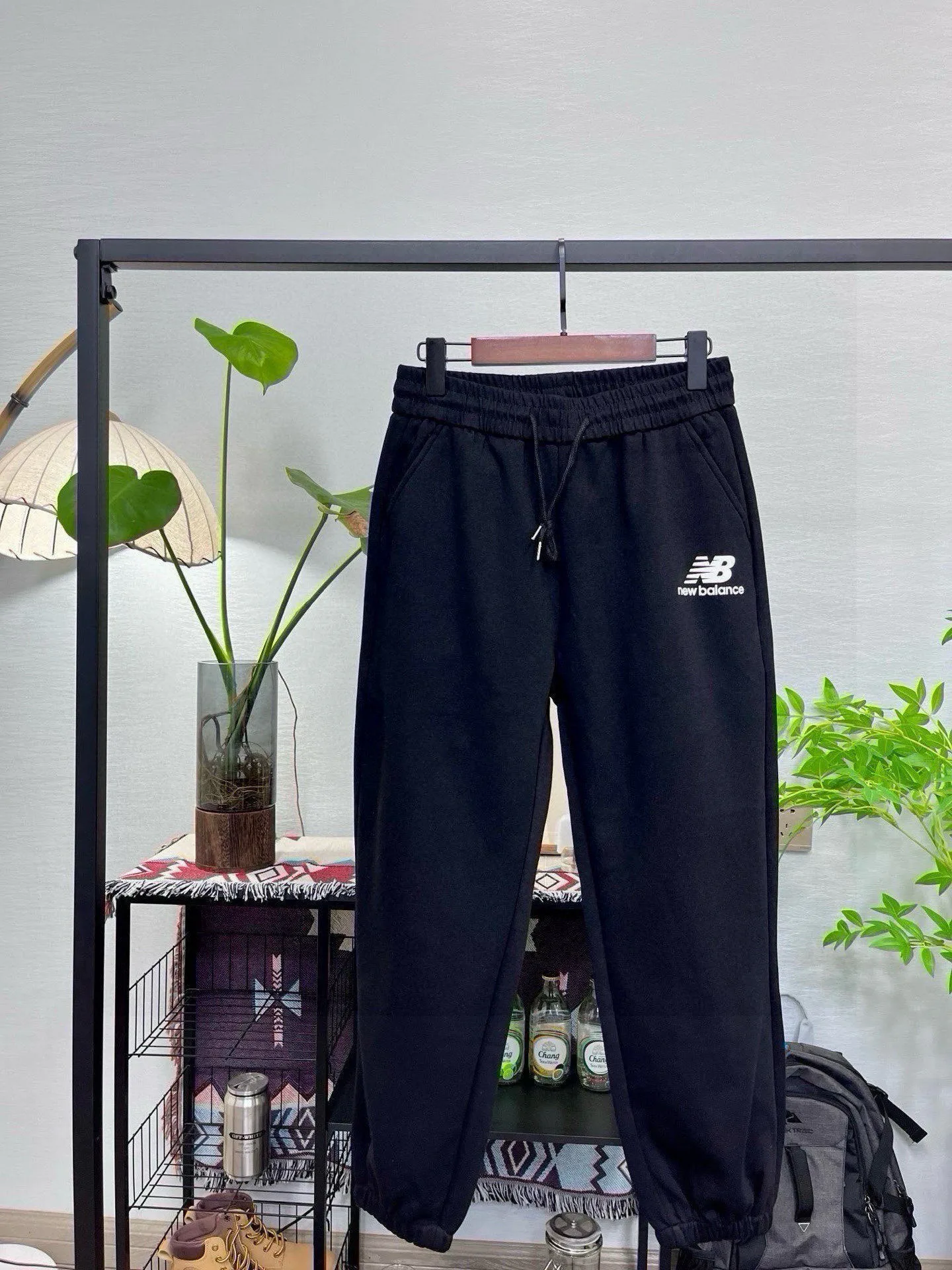 Men's Trousers NEW BALANCE 18068873