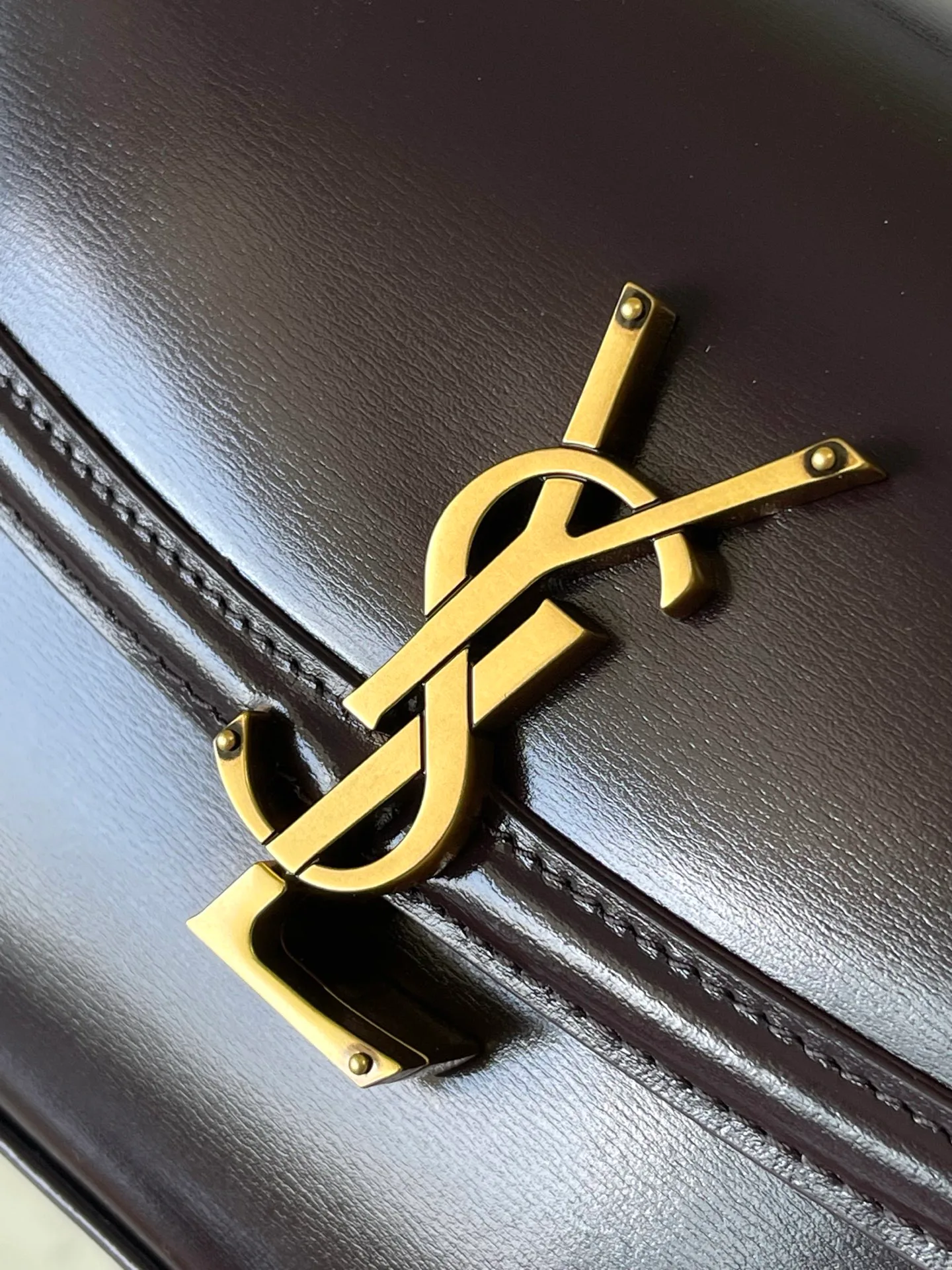 Классические Сумки Женские Saint Laurent 18610988
